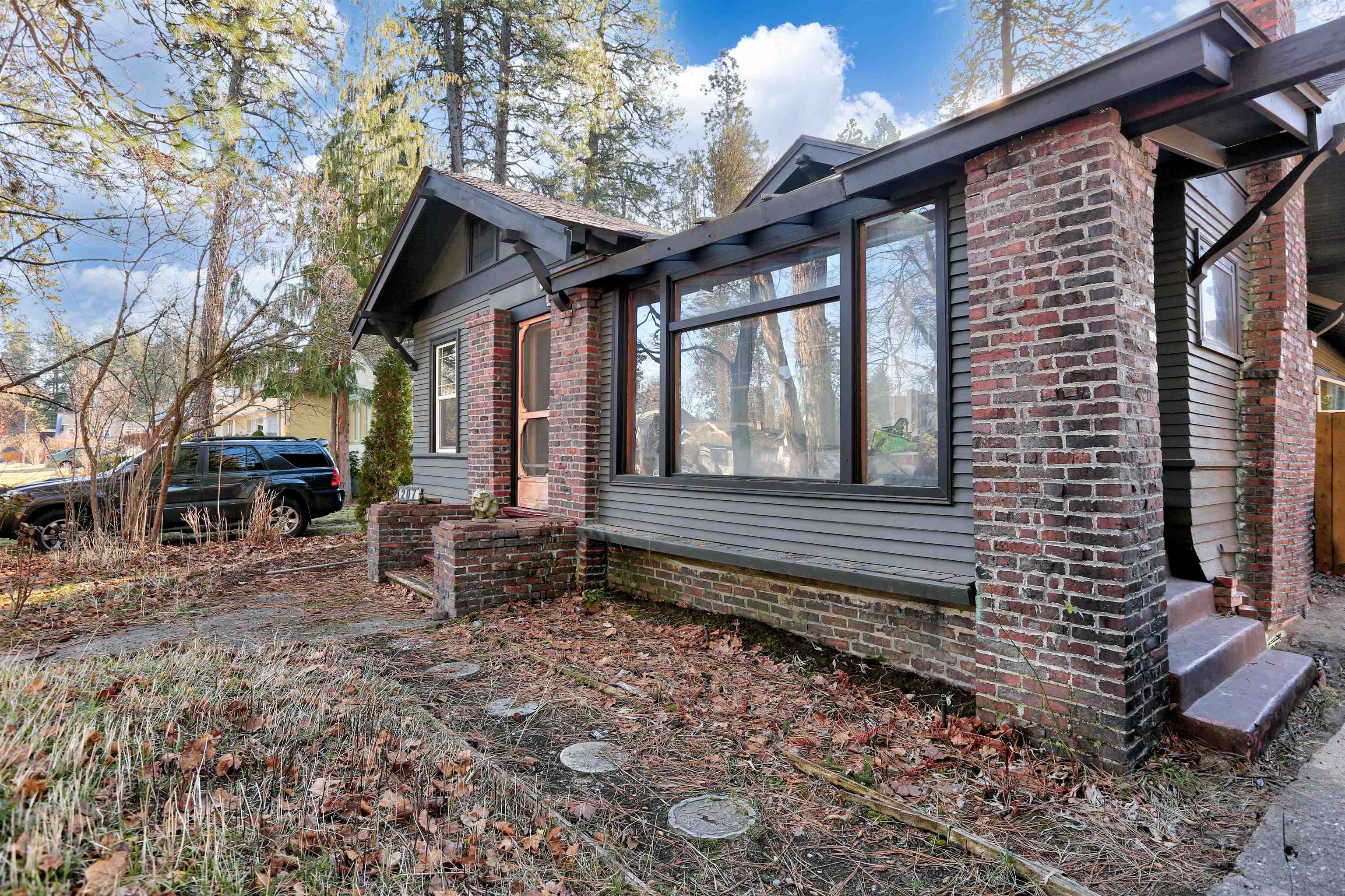 207 W 24th Ave - Photo 2