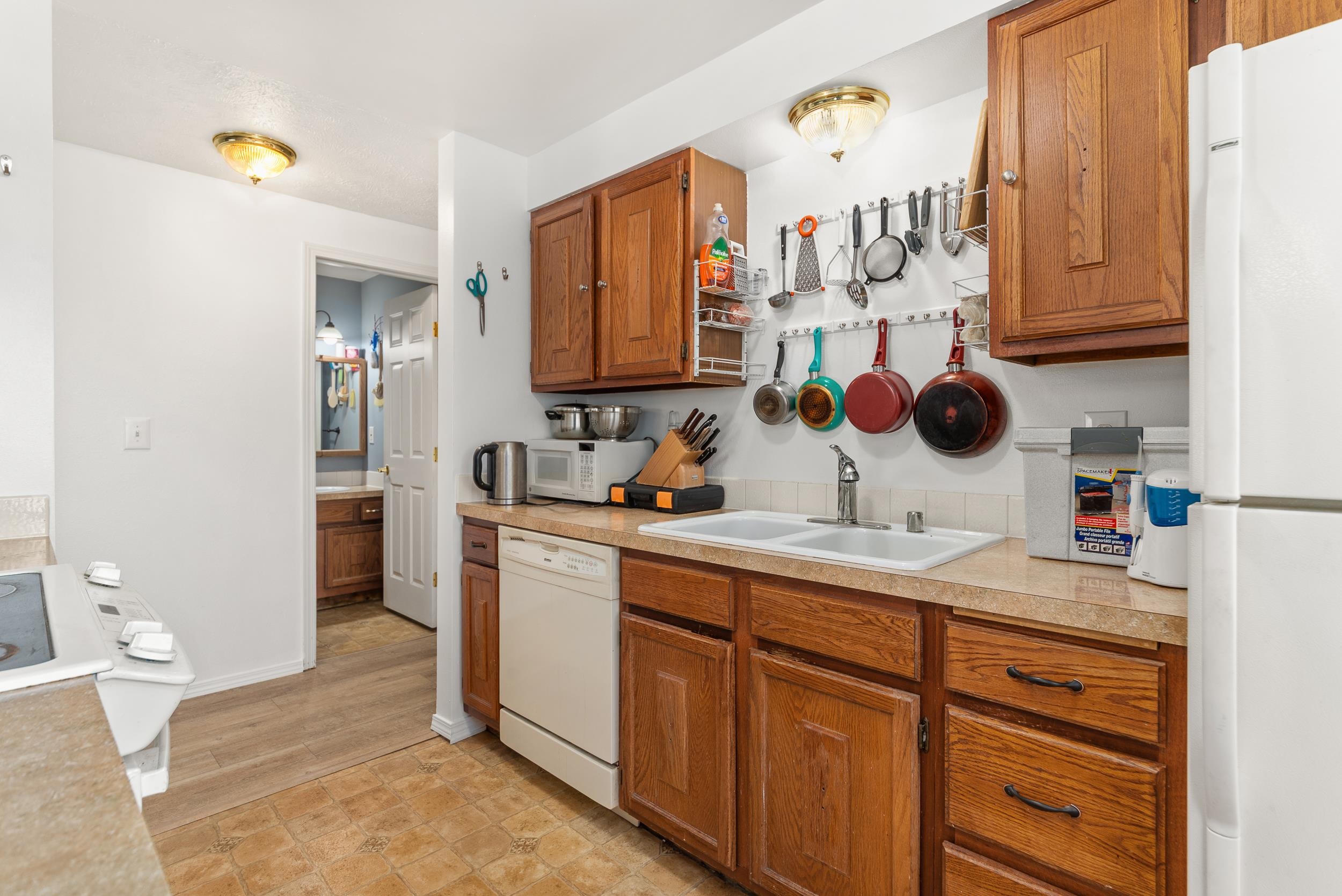 306 E Weile Ave - Photo 18