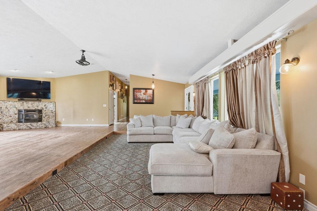 16802 E Frederick Rd - Photo 6