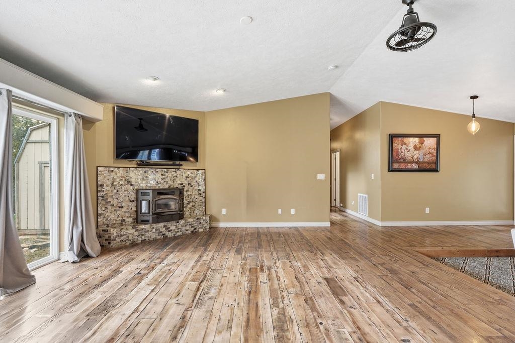 16802 E Frederick Rd - Photo 9