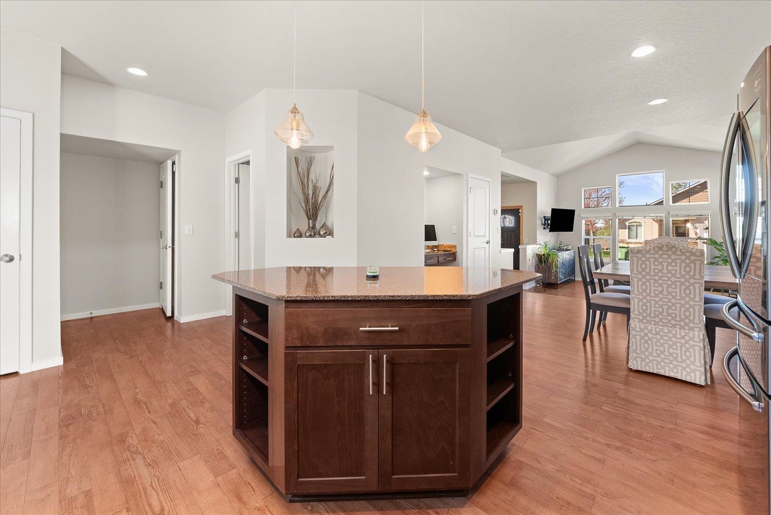 5611 S Ravencrest Dr - Photo 10
