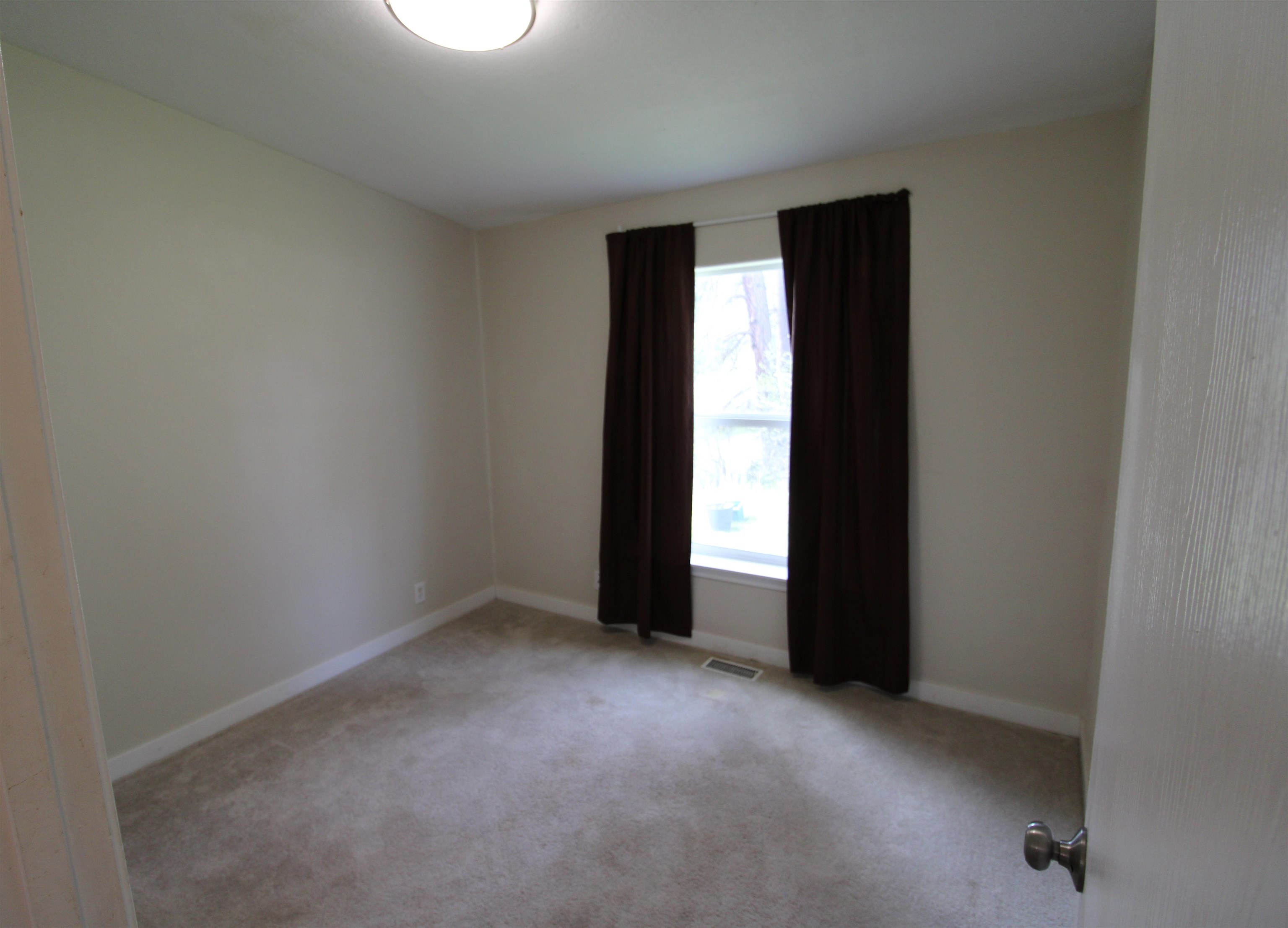 604 N West St - Photo 15