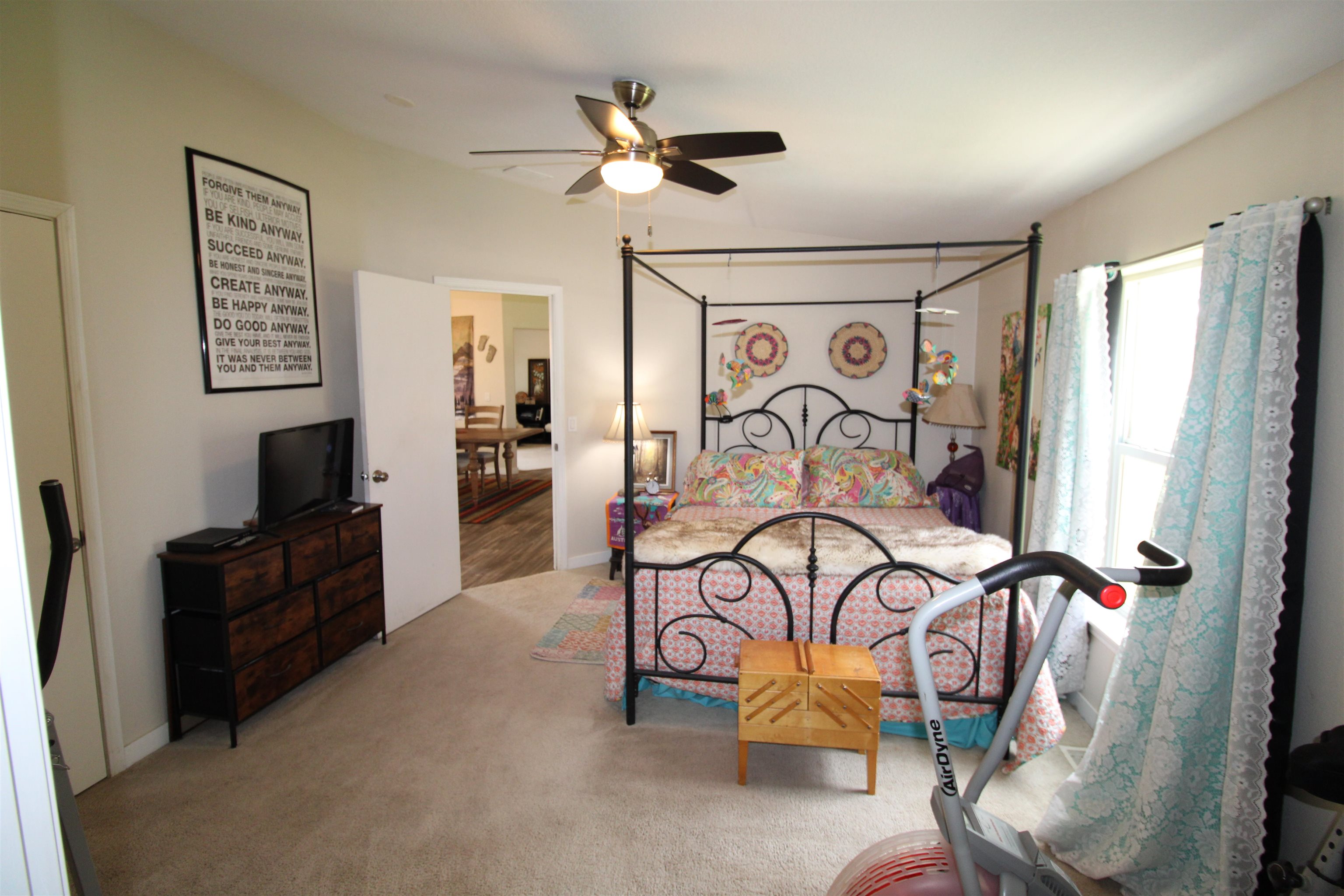 604 N West St - Photo 24