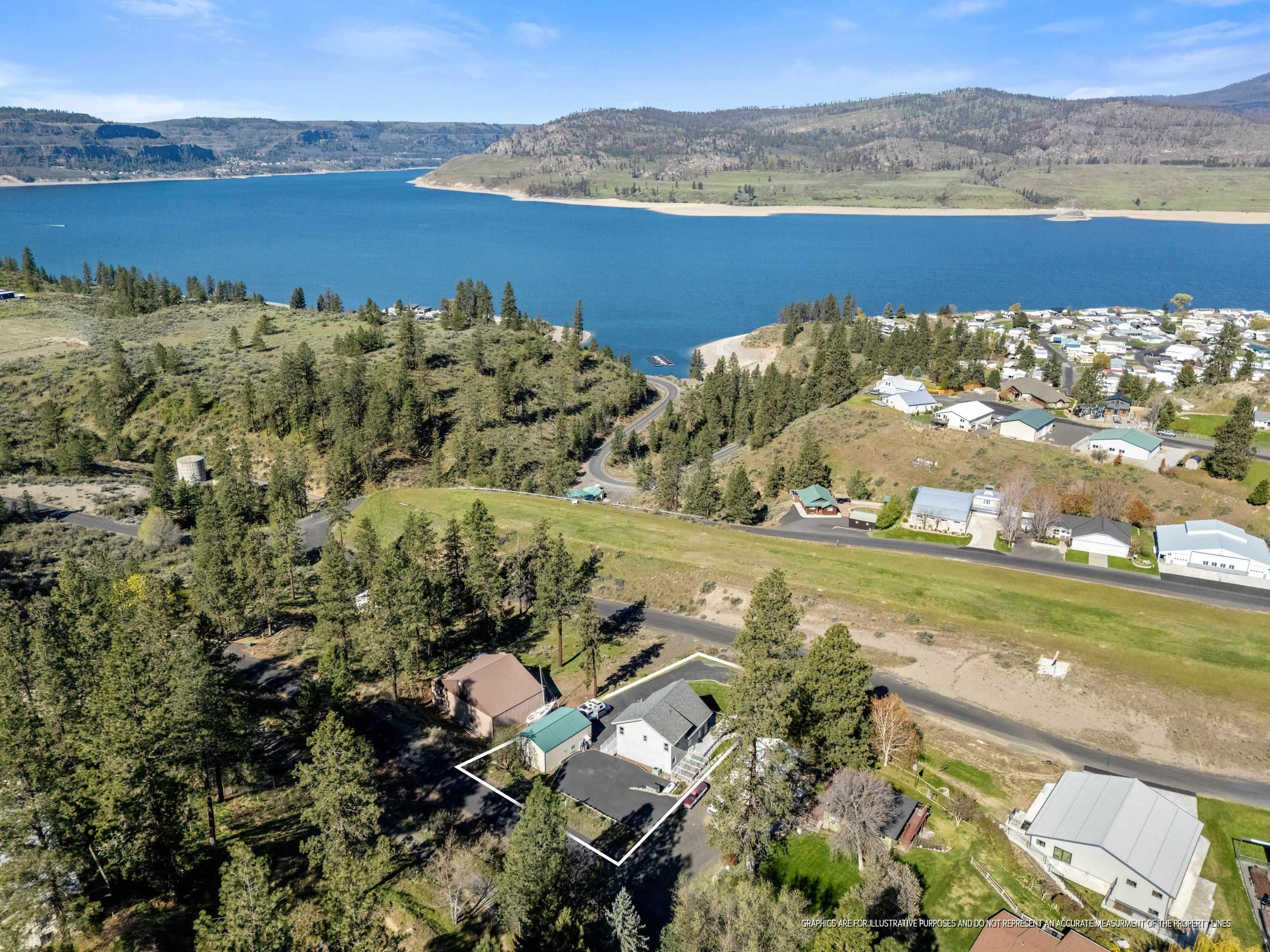 304 Airport Way - Photo 4