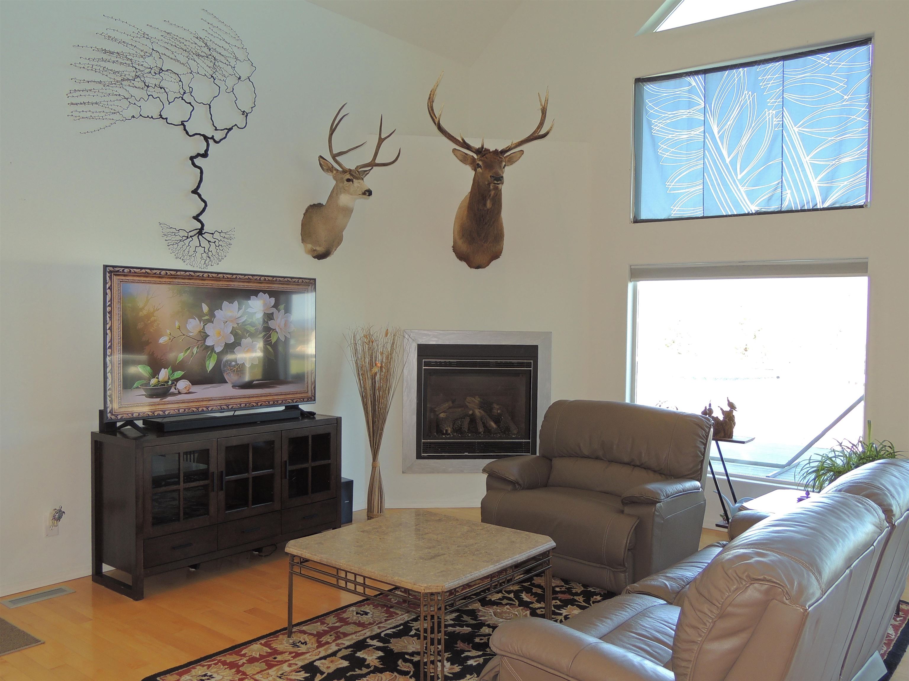 304 Airport Way - Photo 26