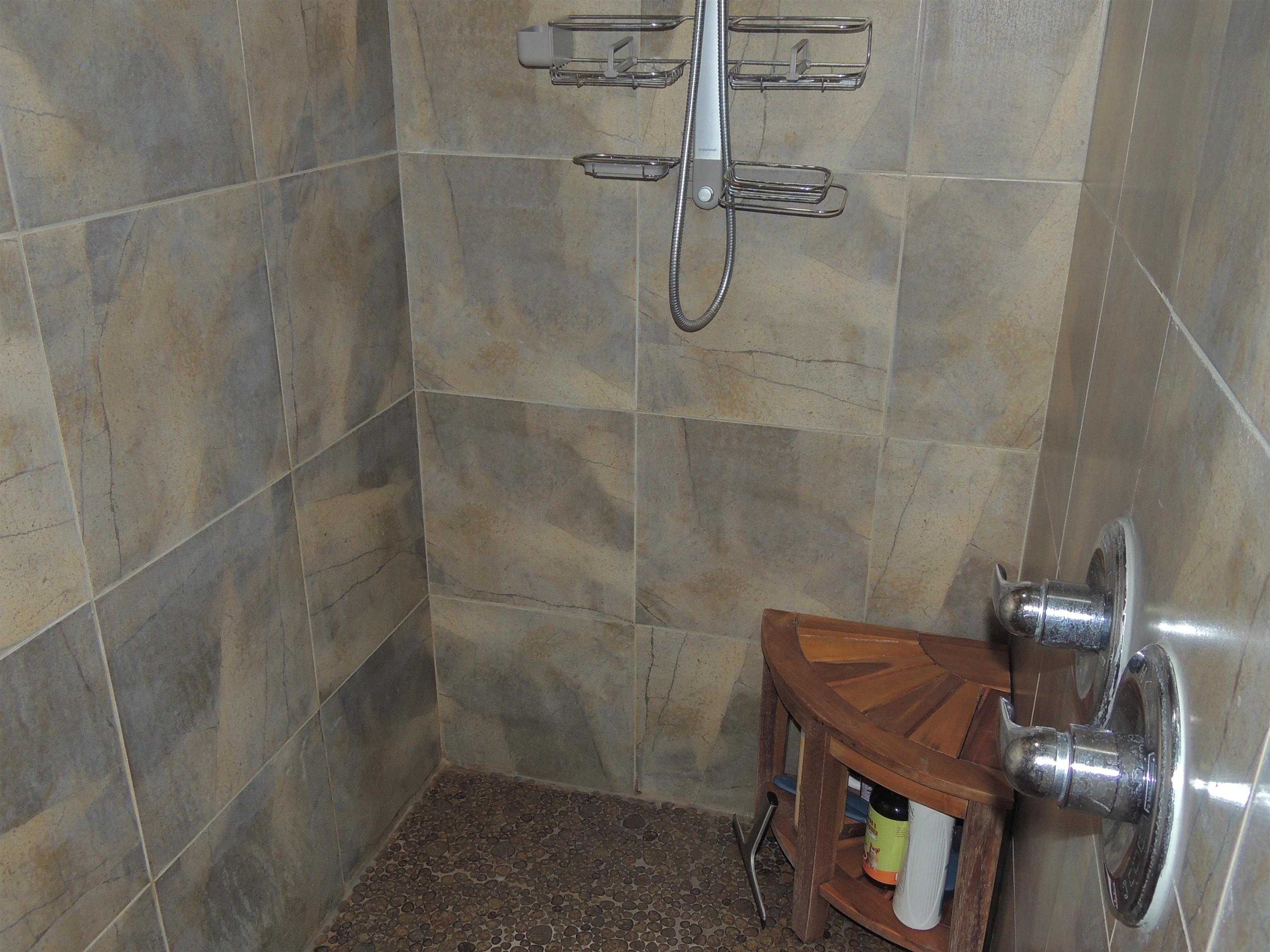 304 Airport Way - Photo 32