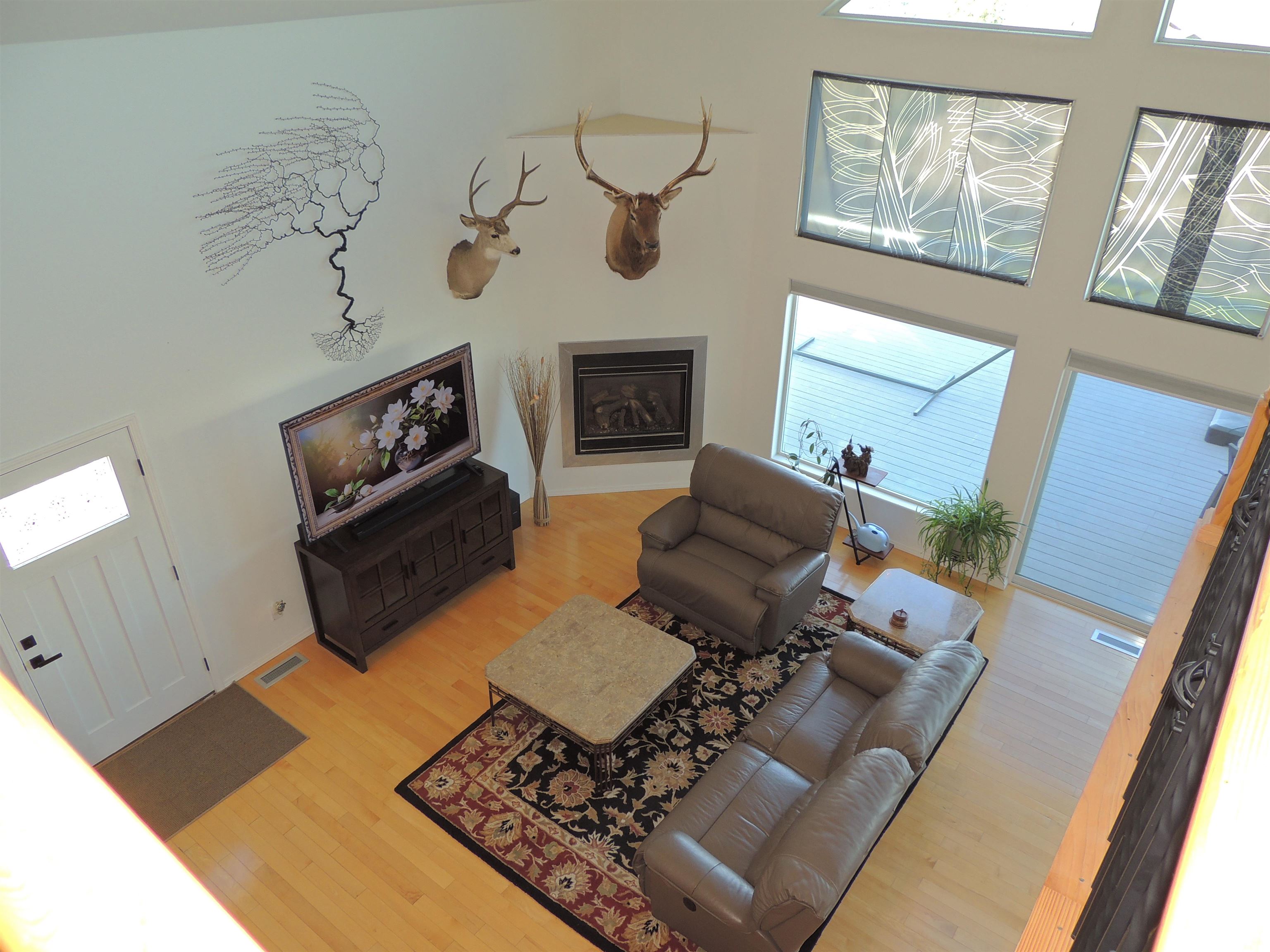 304 Airport Way - Photo 35