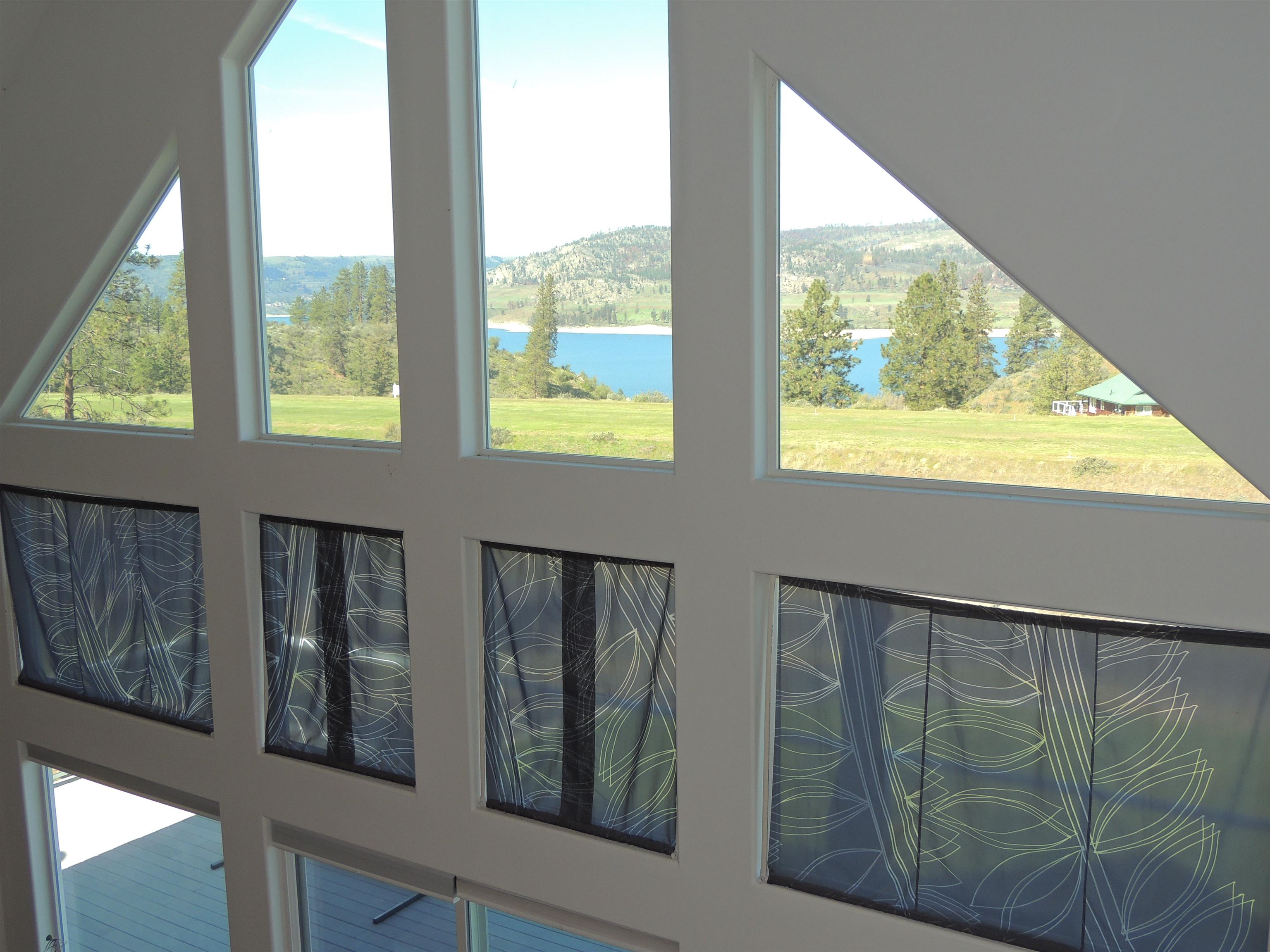 304 Airport Way - Photo 37