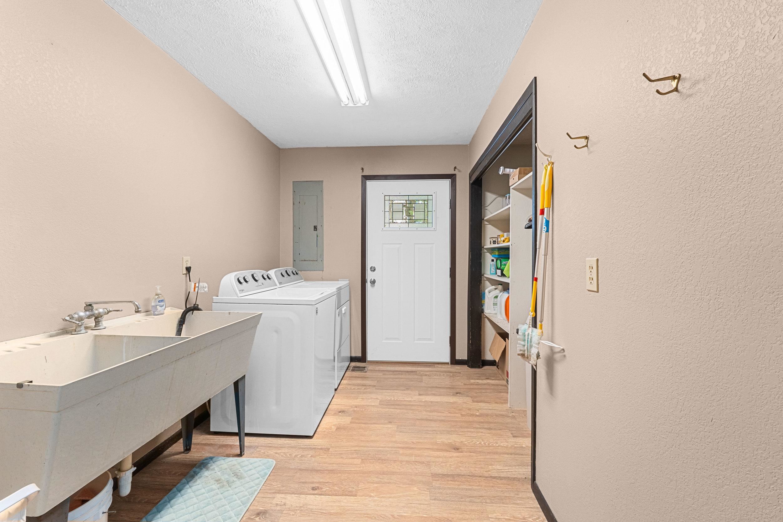 2600 Highline Rd - Photo 7