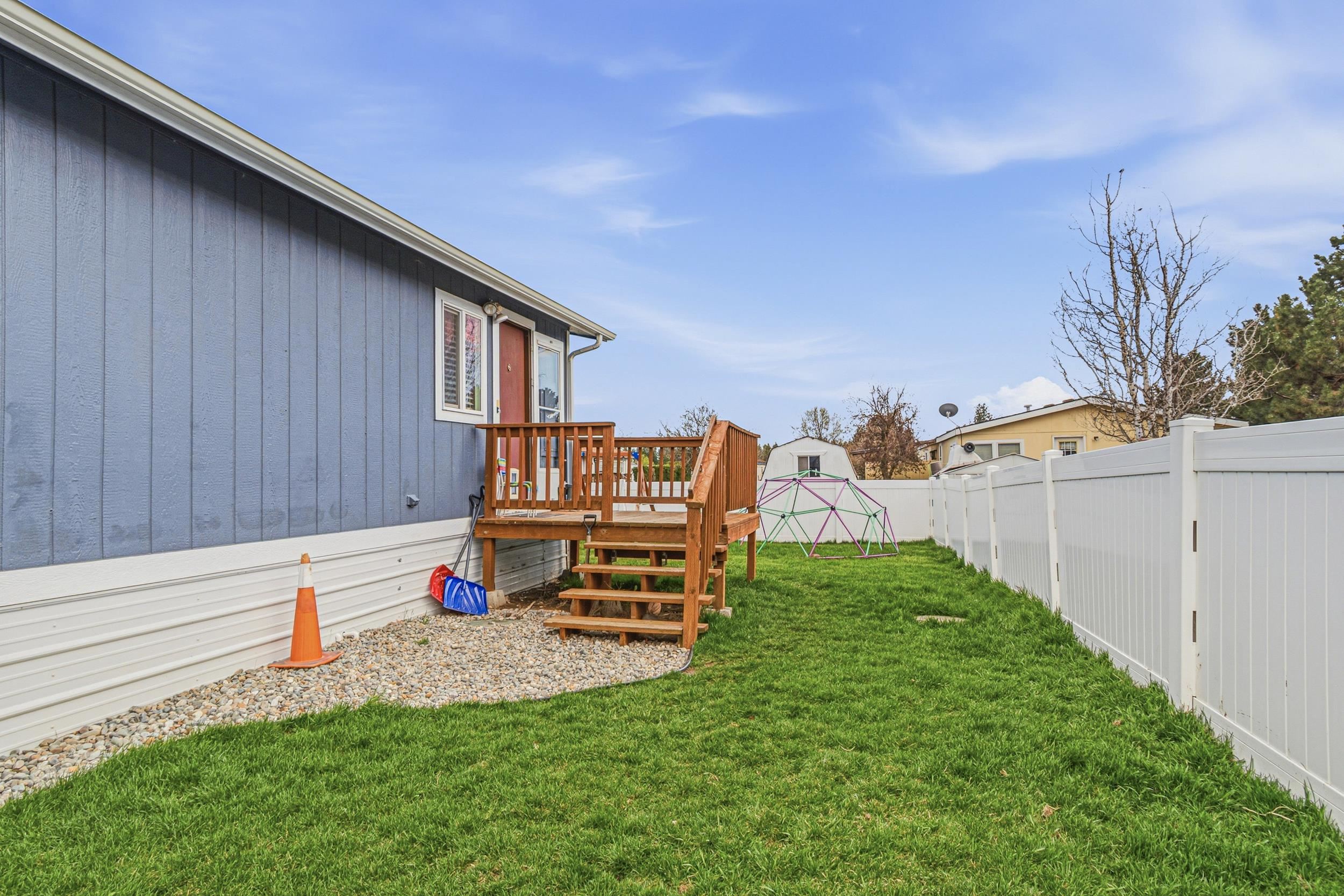 2201 N Craig Rd - Photo 6