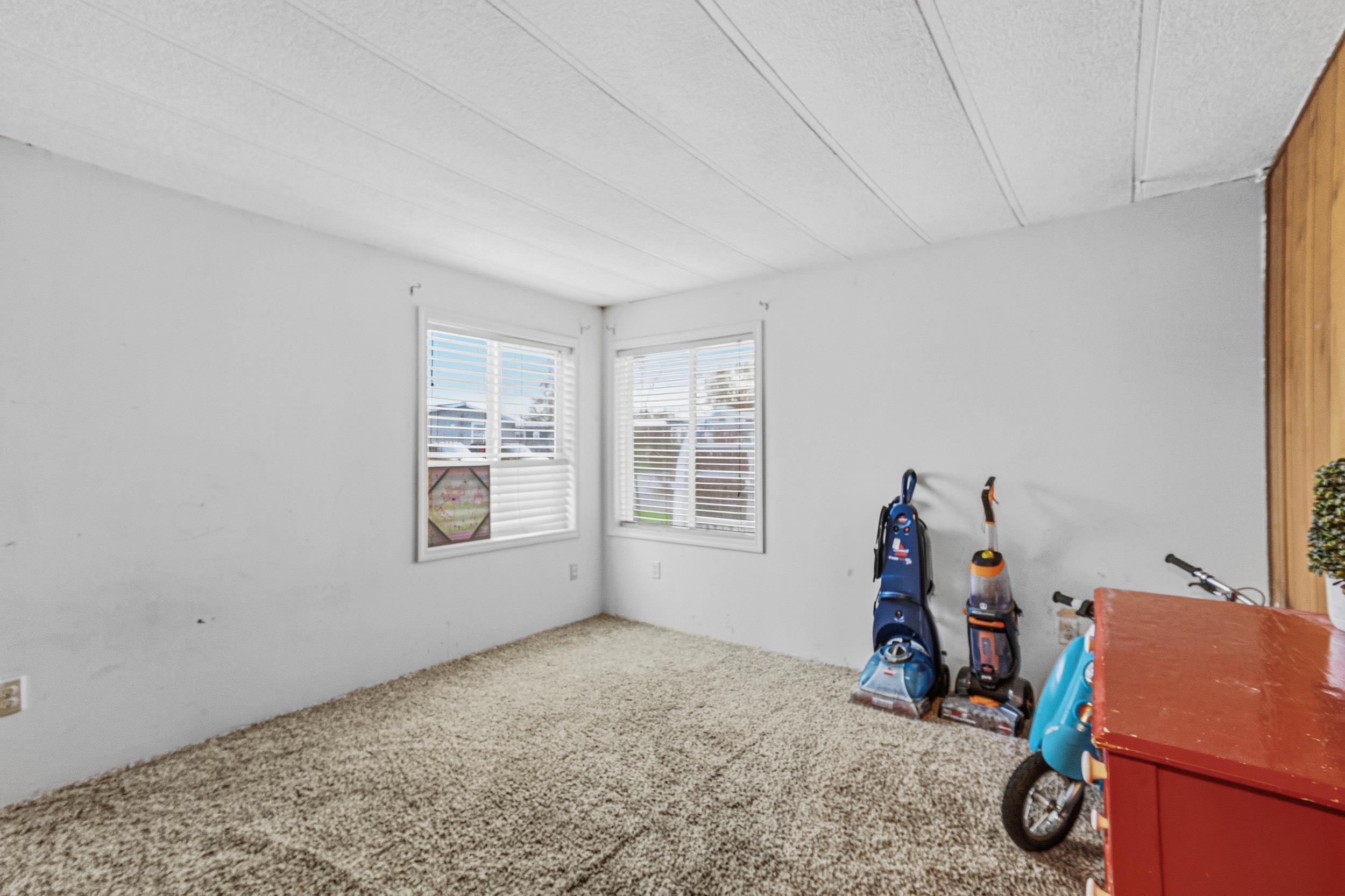 2201 N Craig Rd - Photo 19