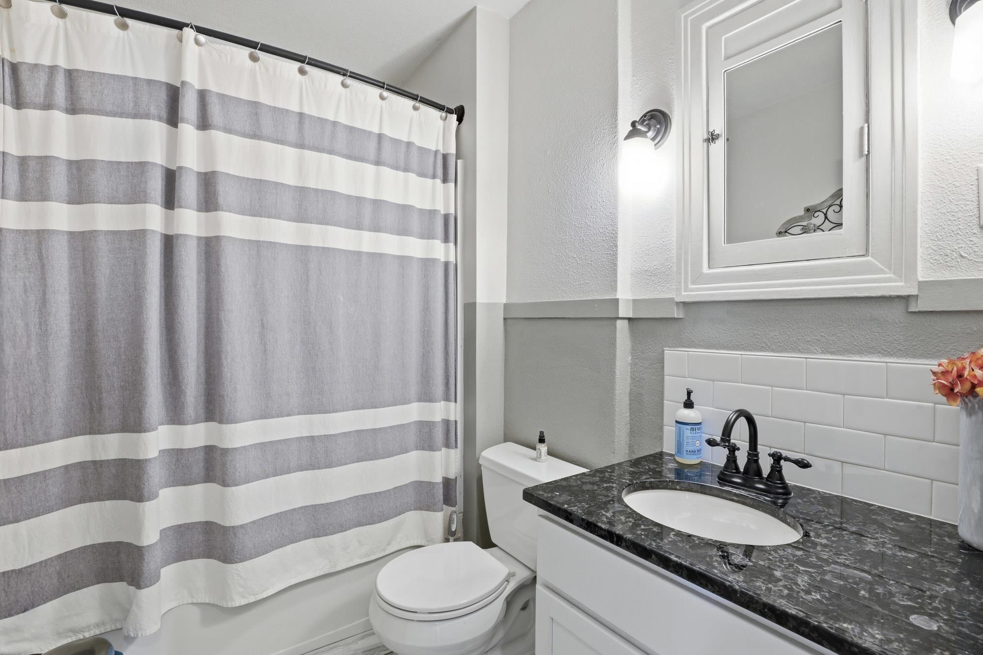 1111 W 11th Ave - Photo 23
