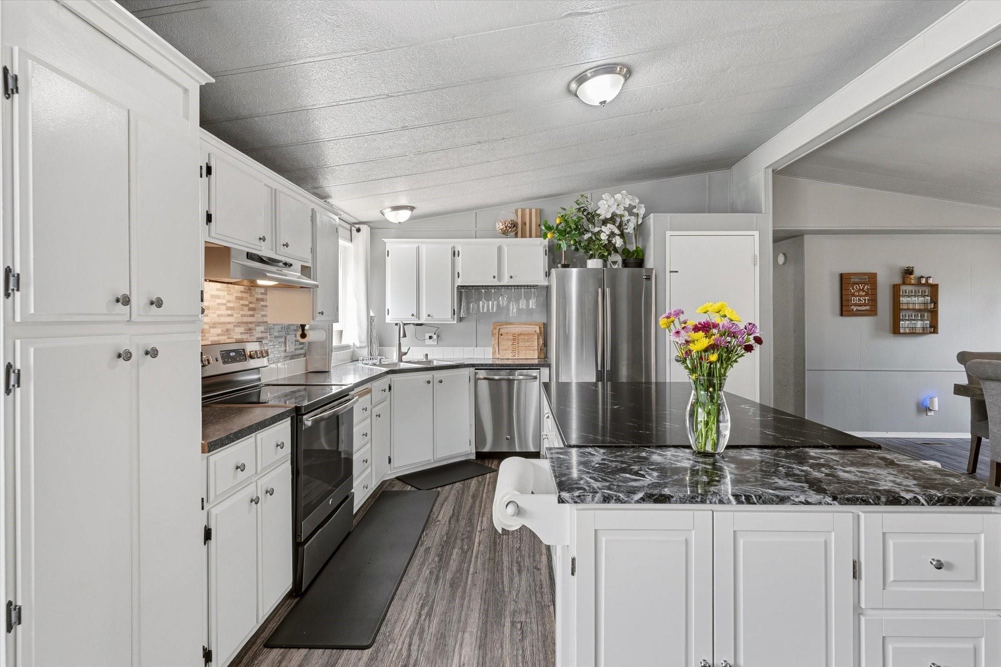 27711 W Long Lake Rd - Photo 11