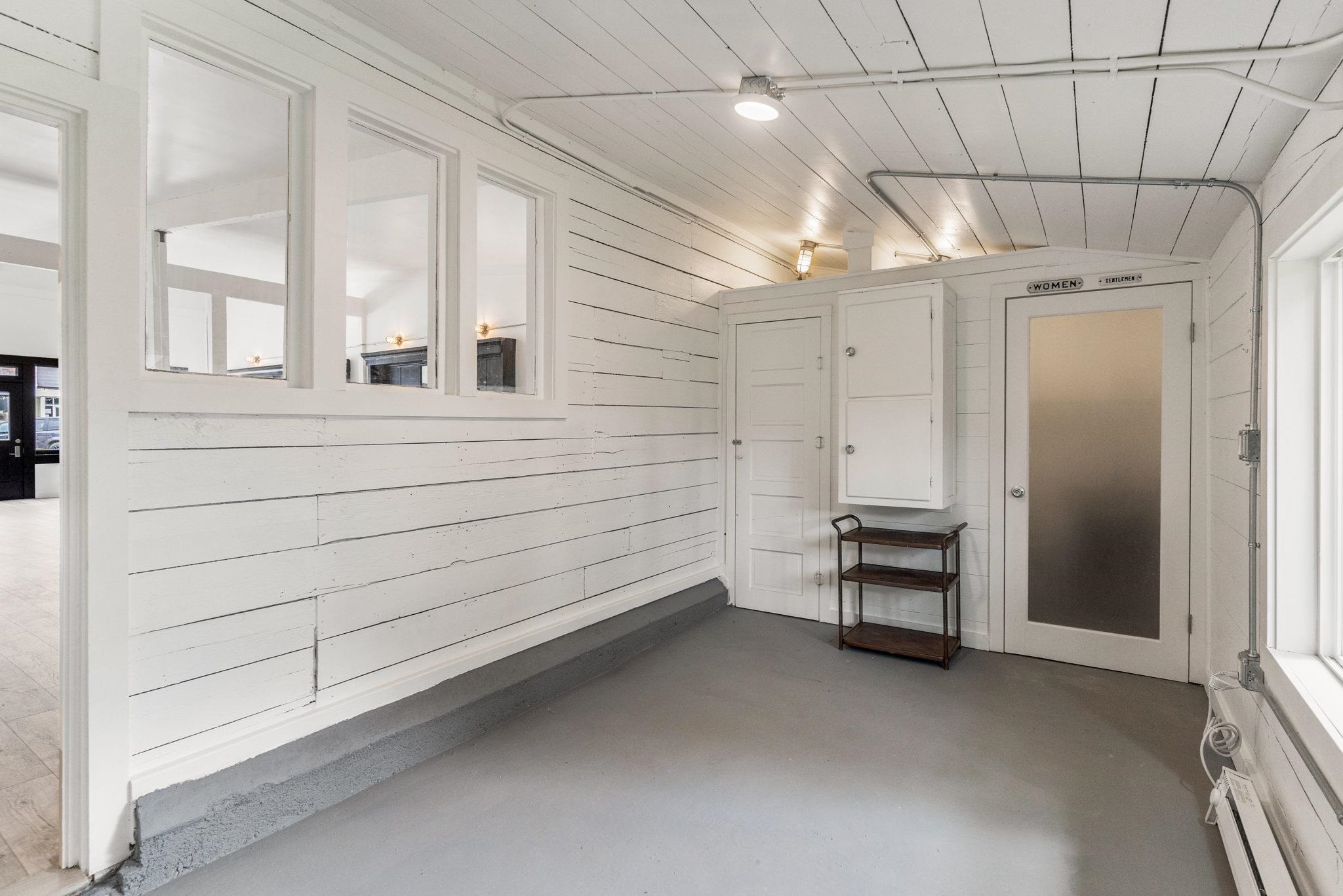 218 E 5th Ave - Photo 12