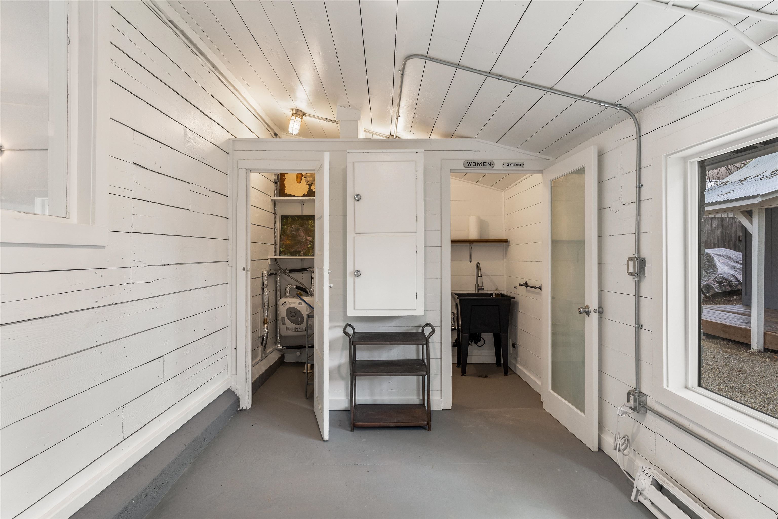 218 E 5th Ave - Photo 13