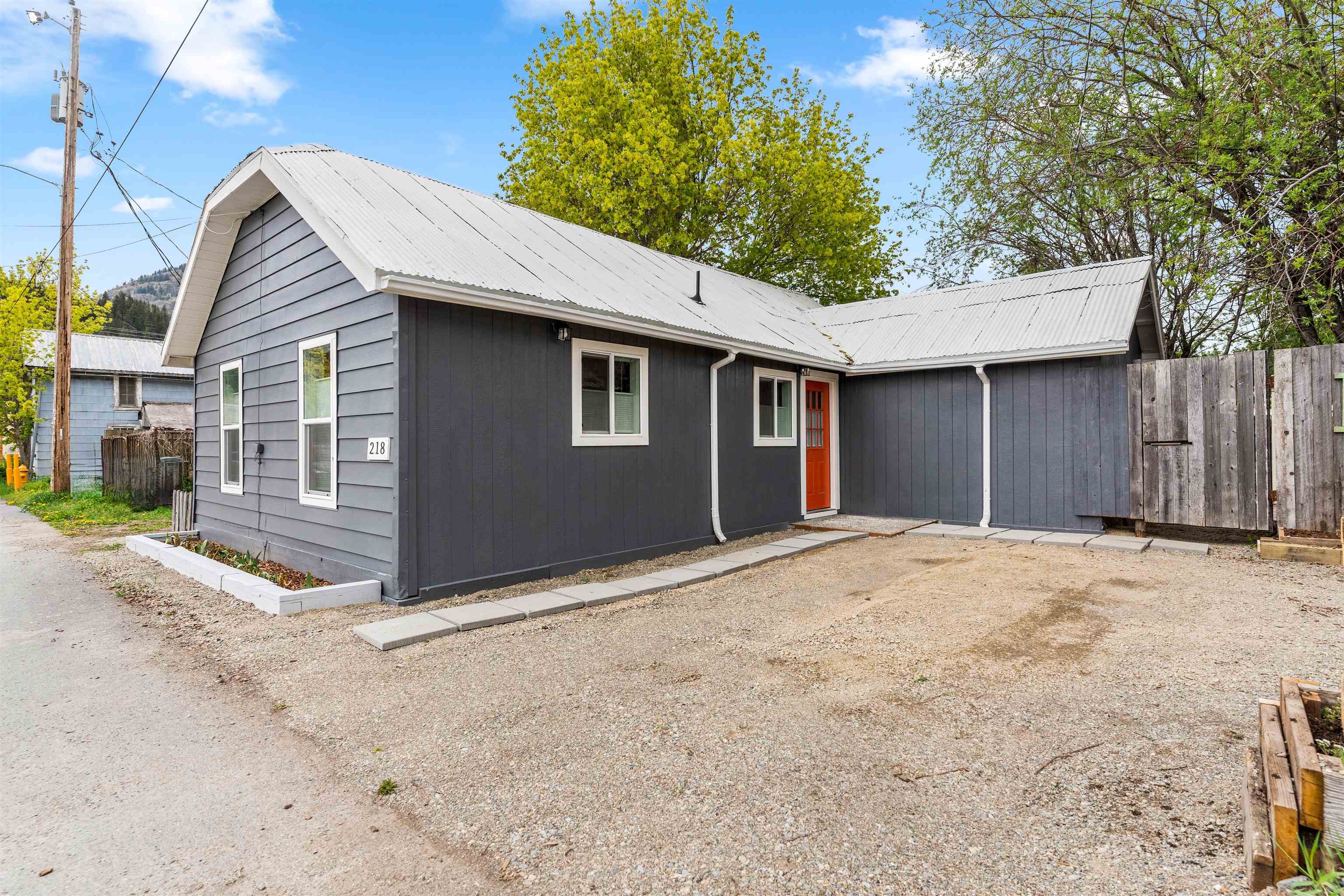 218 E 5th Ave - Photo 33