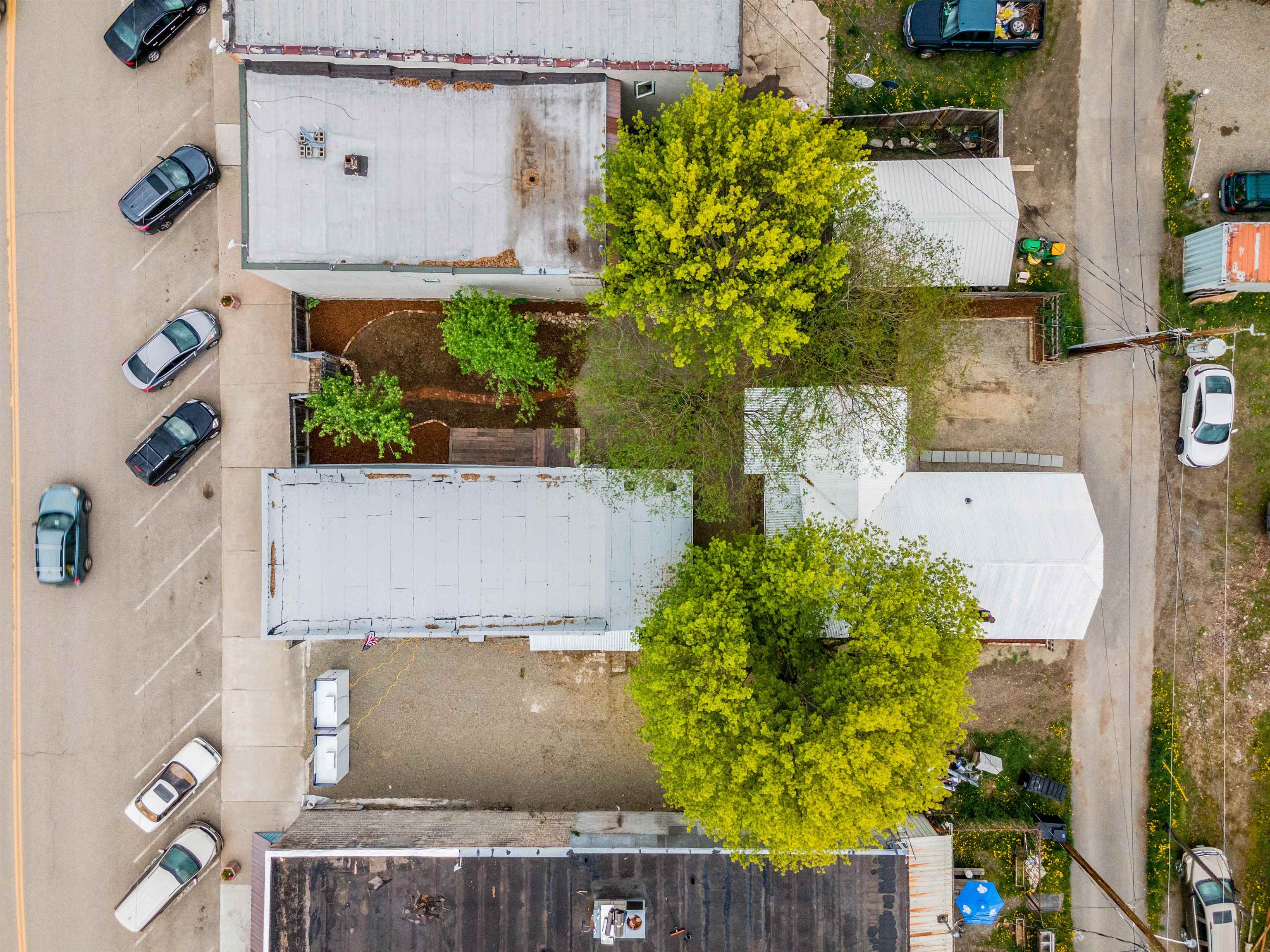 218 E 5th Ave - Photo 37