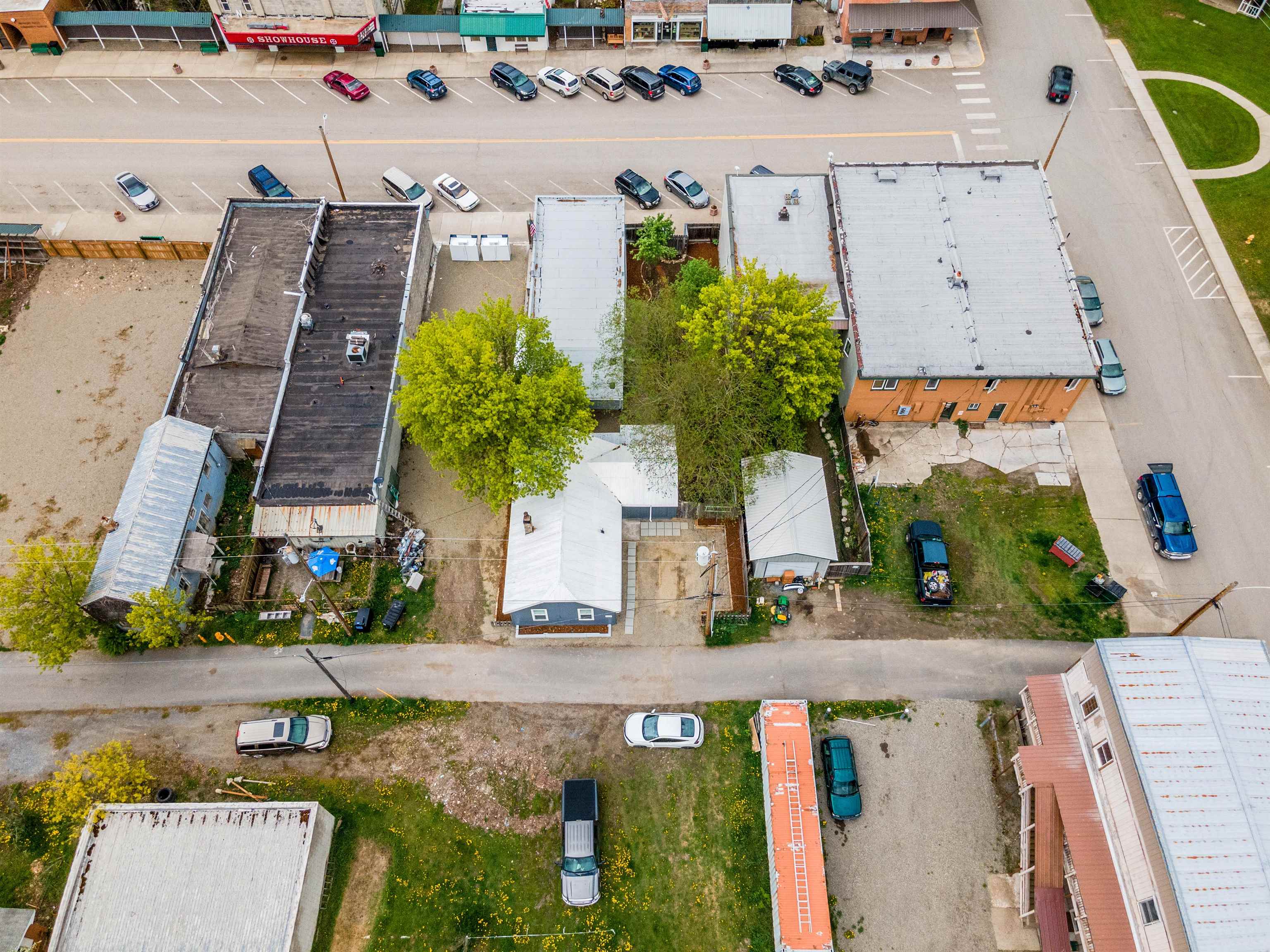 218 E 5th Ave - Photo 41