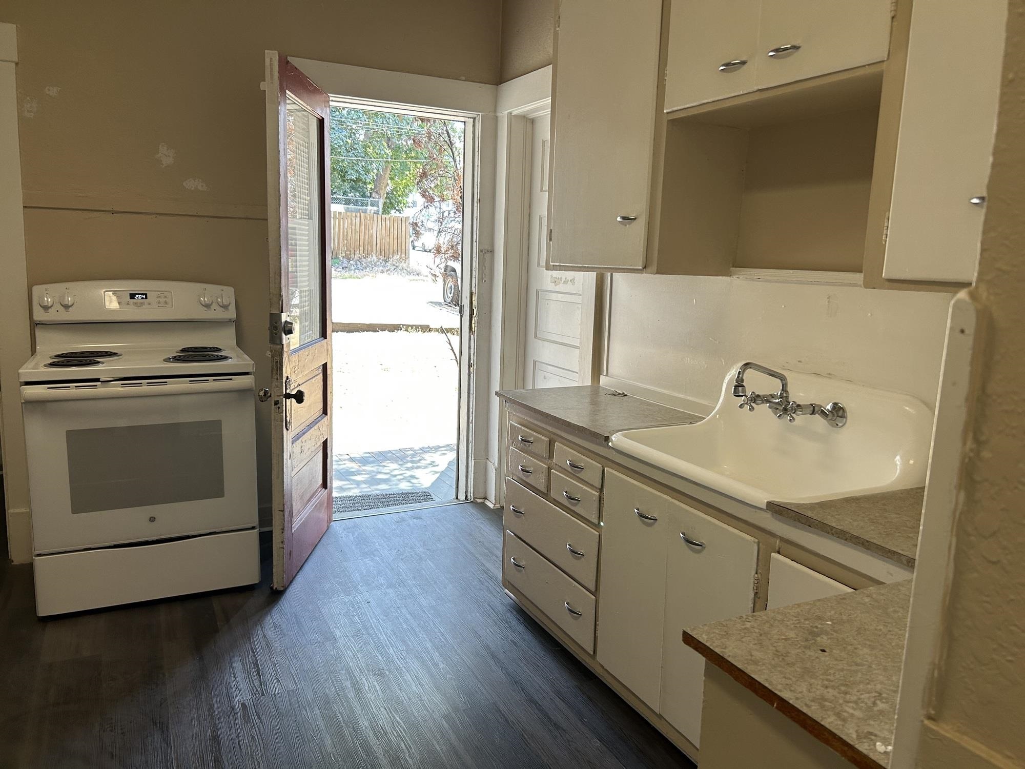 1427 W 7th Ave - Photo 6