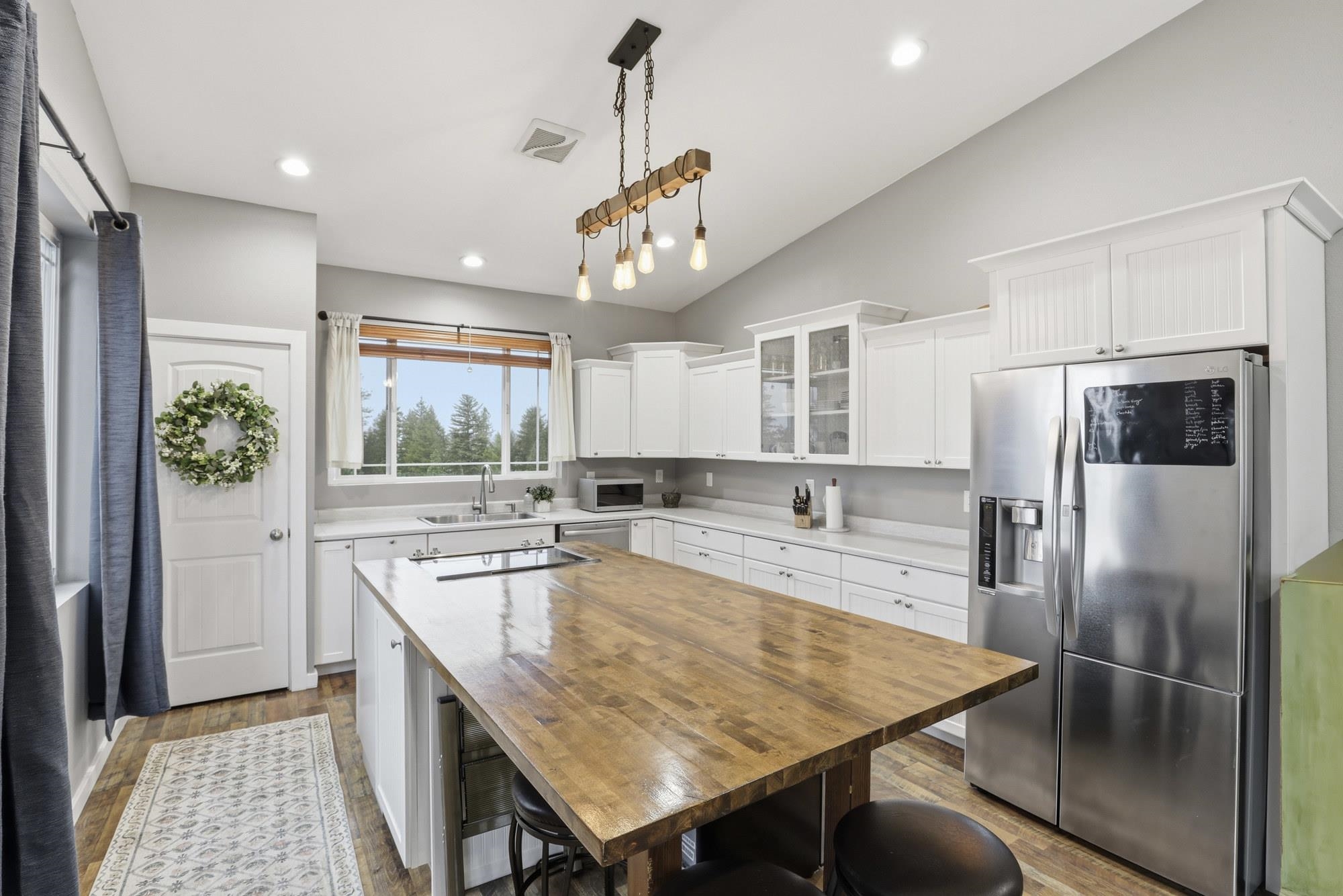 13118 NE Newman Lake Rd - Photo 4