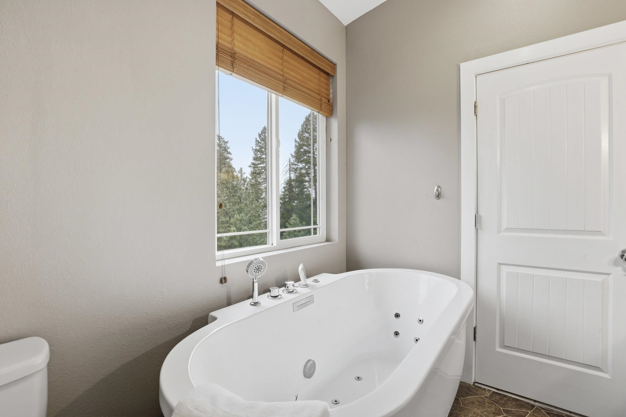 13118 NE Newman Lake Rd - Photo 14