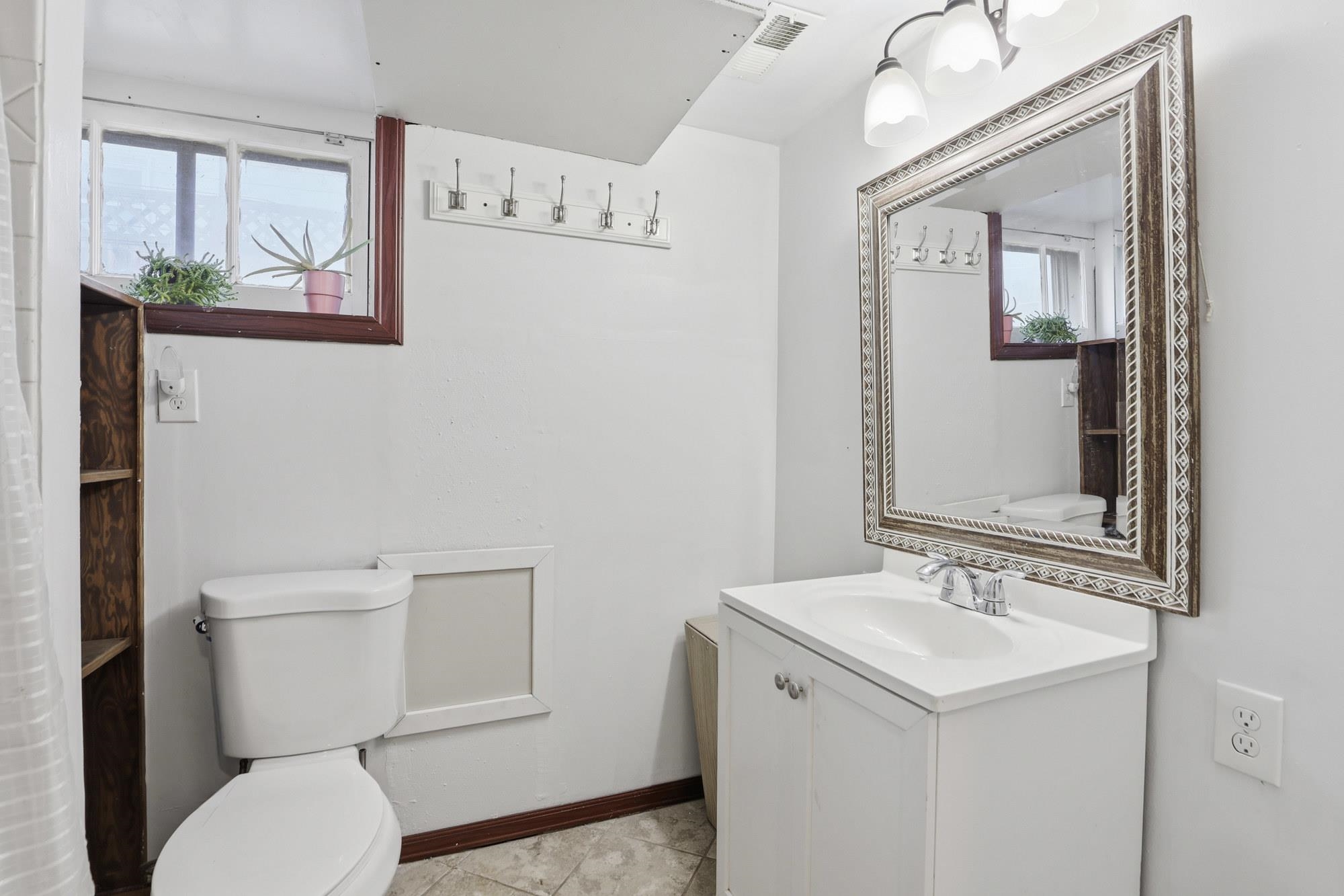 1928 W Sharp Ave - Photo 22