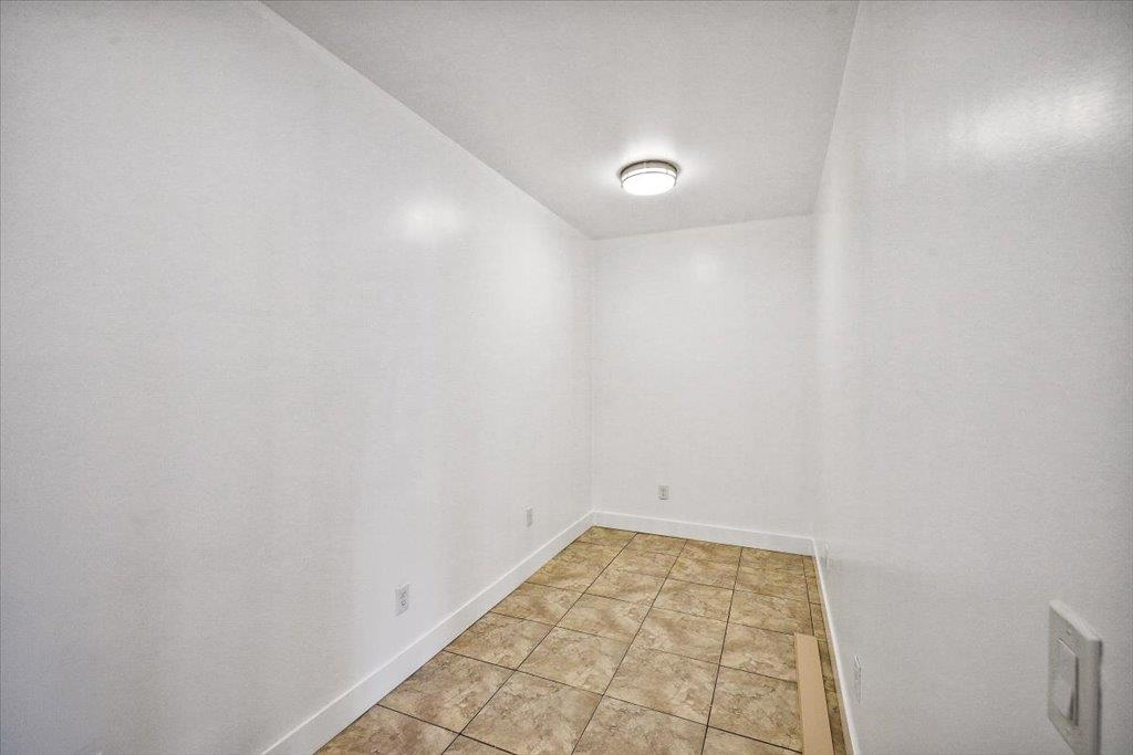6313 E Bigelow Gulch Rd - Photo 37