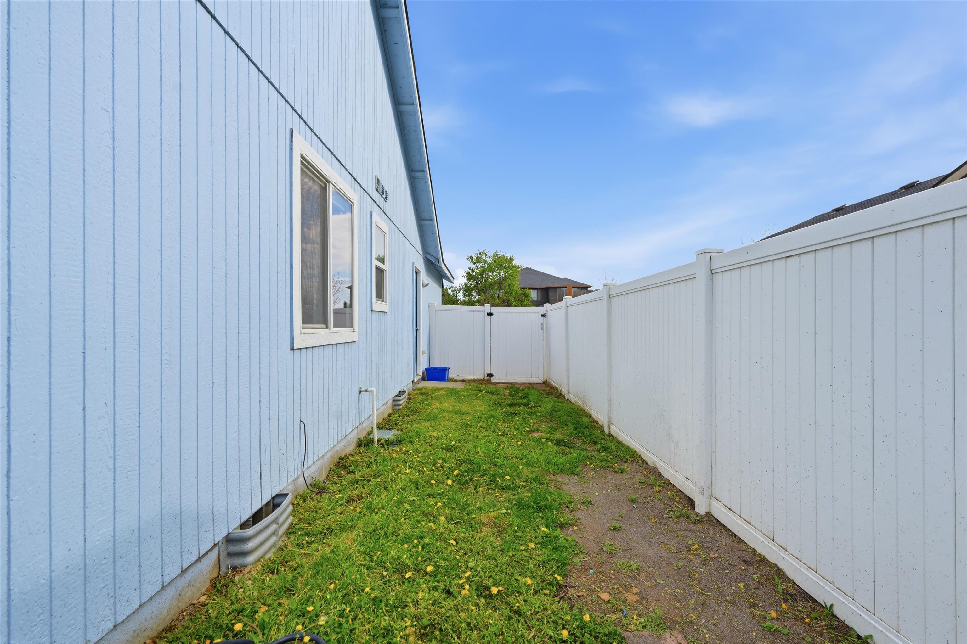 12612 W Pacific Ct - Photo 40