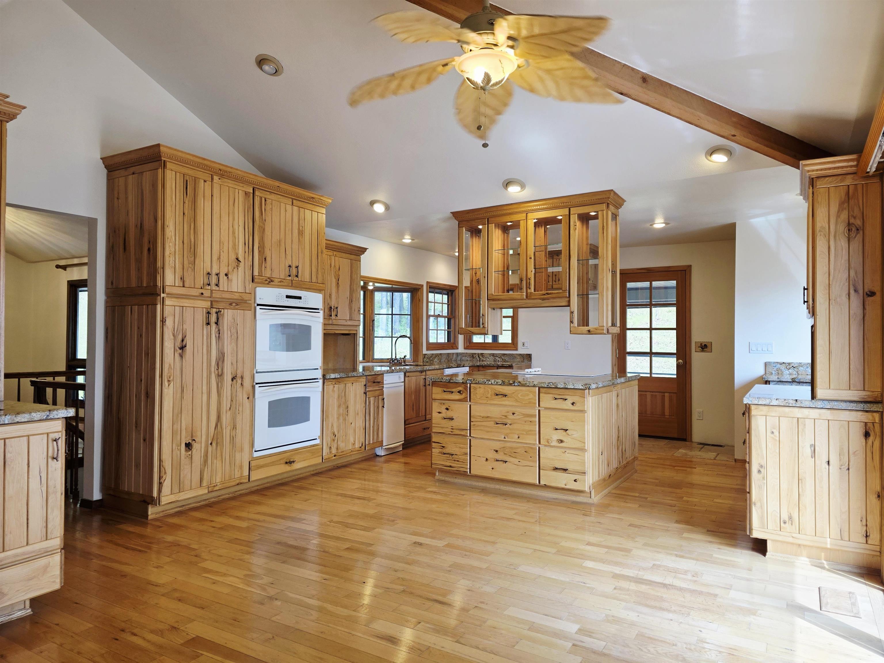 2383 A Burnt Valley Rd - Photo 15
