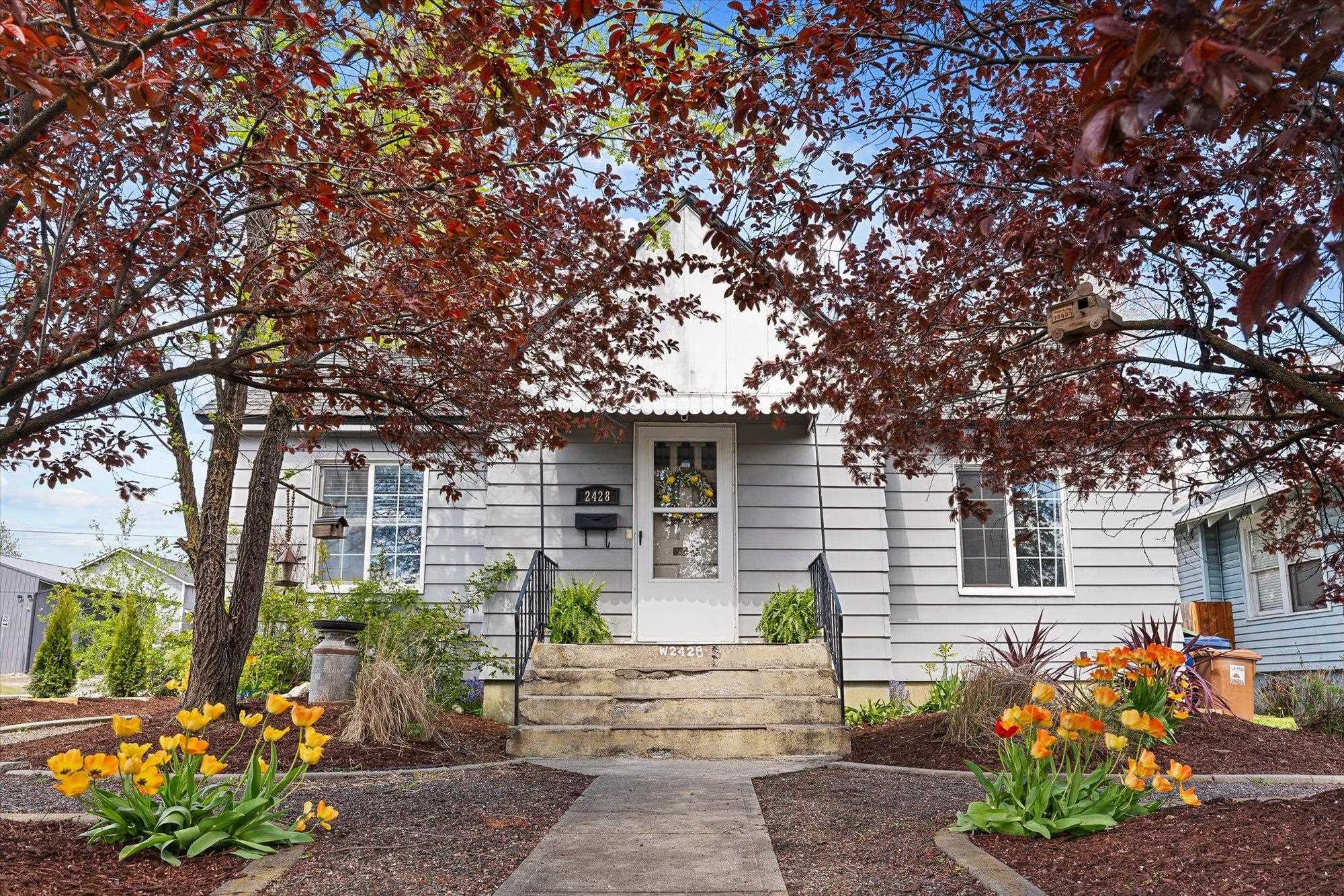 2428 W Euclid Ave - Photo 3