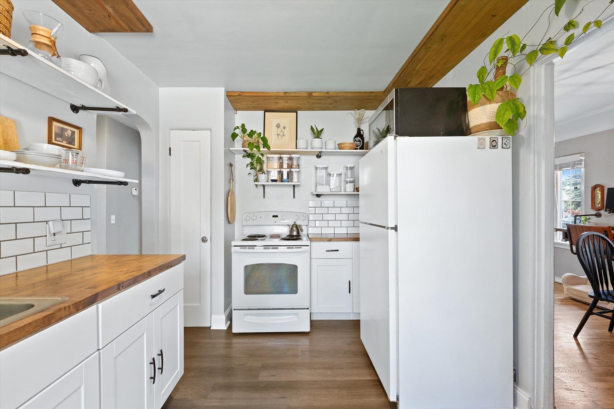 2428 W Euclid Ave - Photo 9