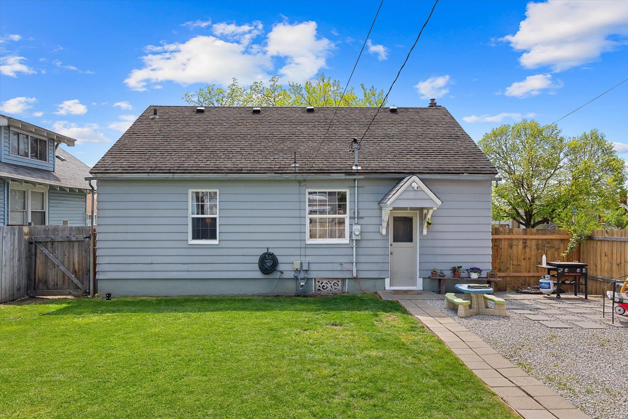 2428 W Euclid Ave - Photo 18