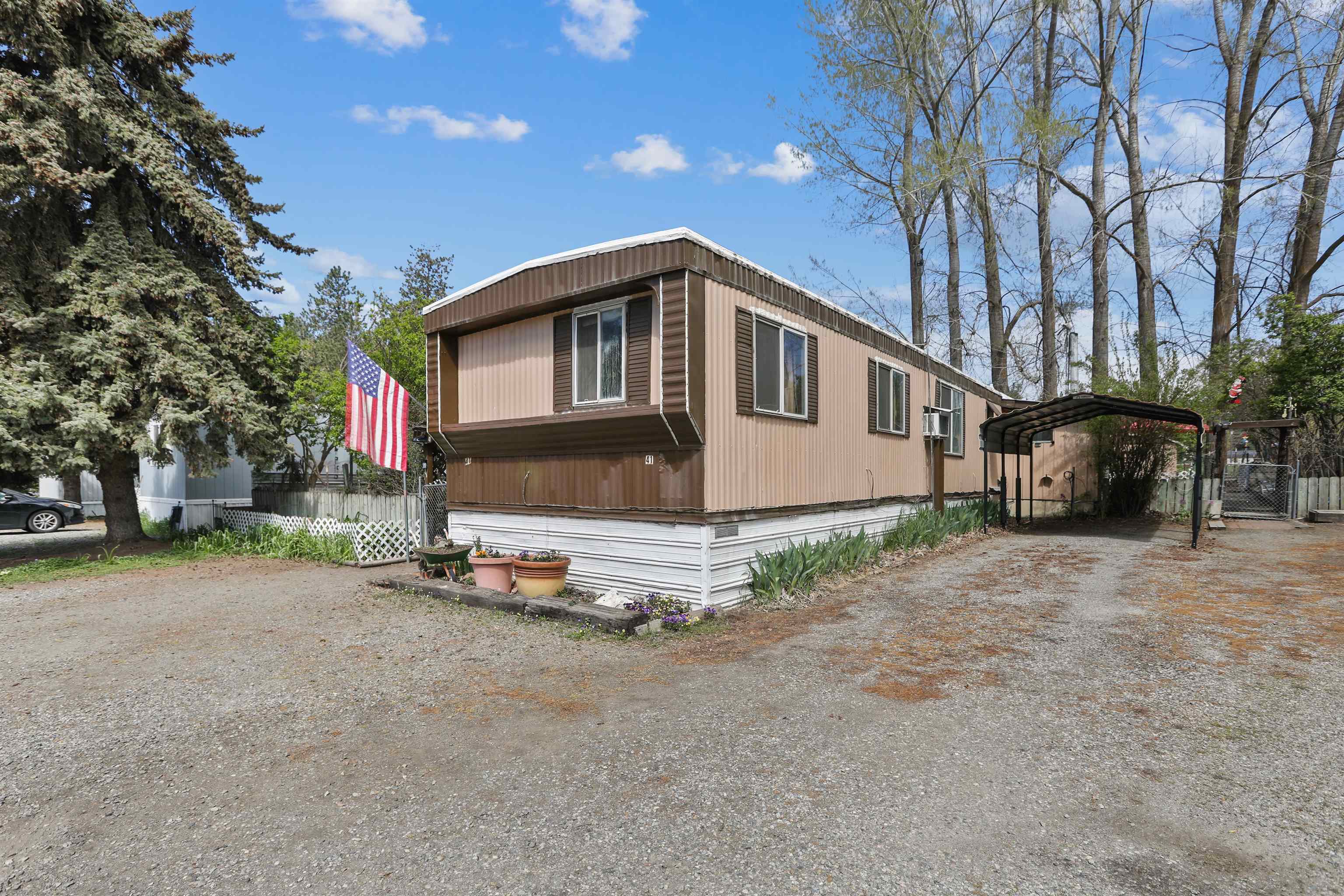 24807 E Trent Ave - Photo 2