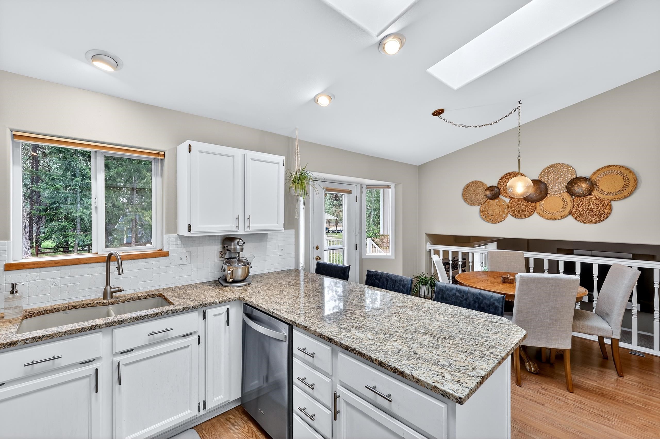 16810 N Wylie Dr - Photo 13