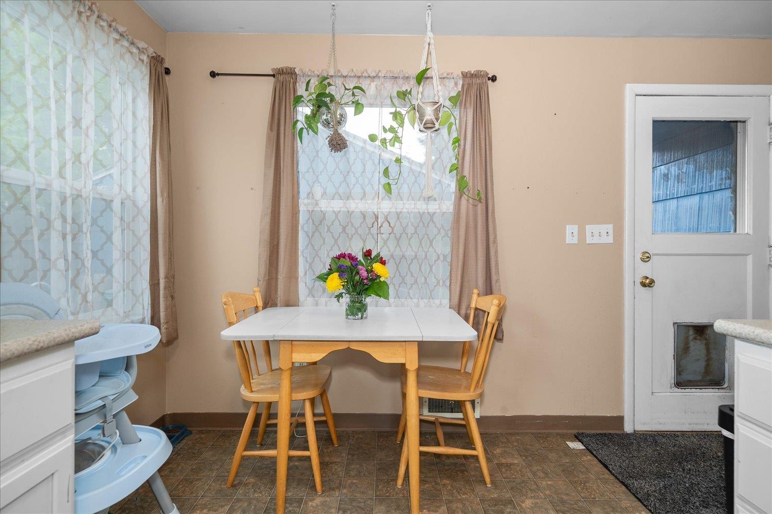 2928 E 15TH Ave - Photo 5