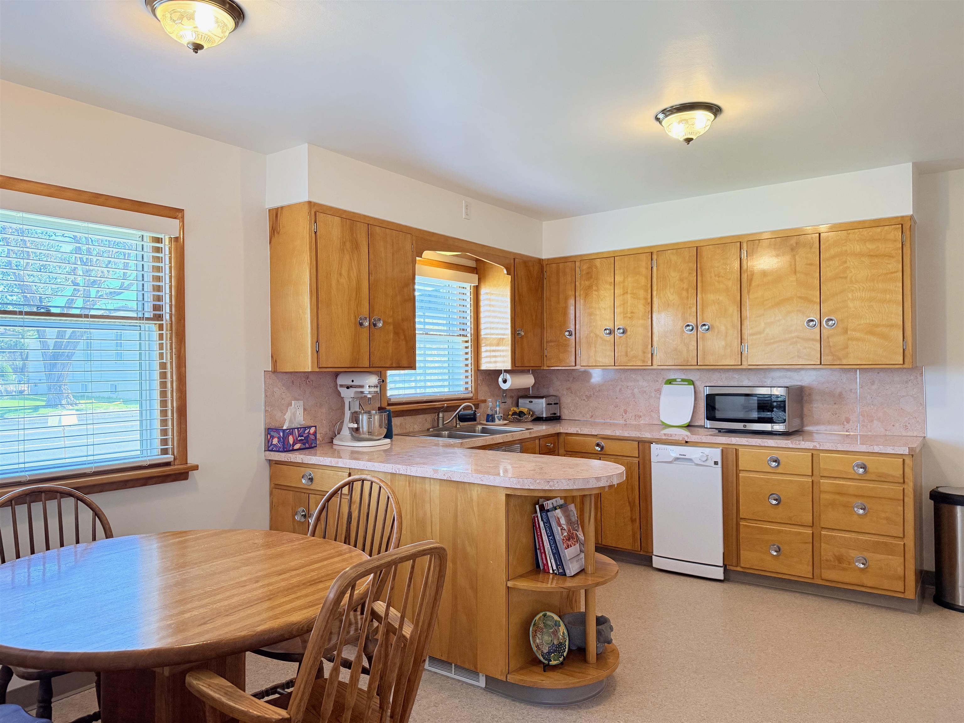 206 S Alder St - Photo 20