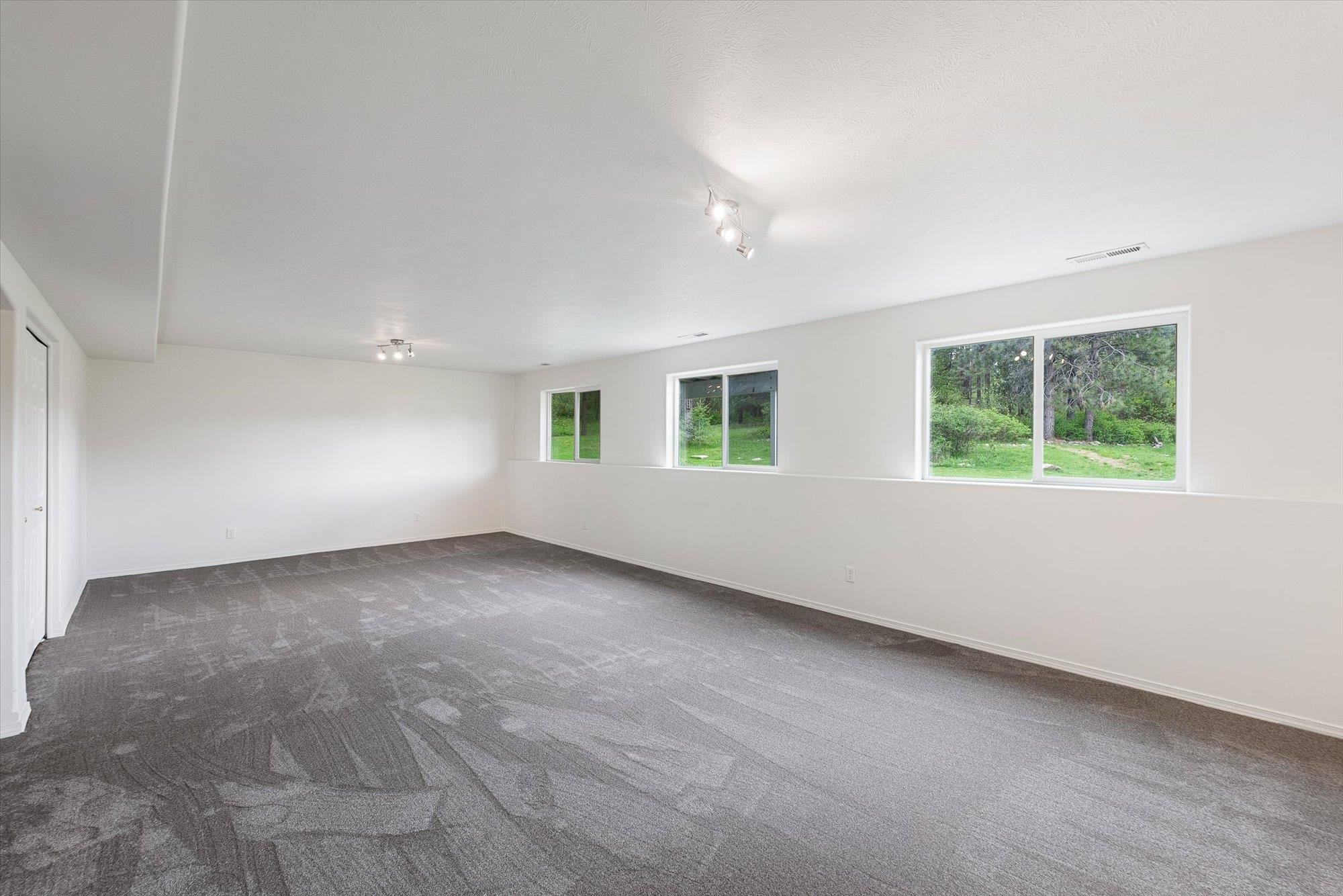 5983 Blackstone Way - Photo 23