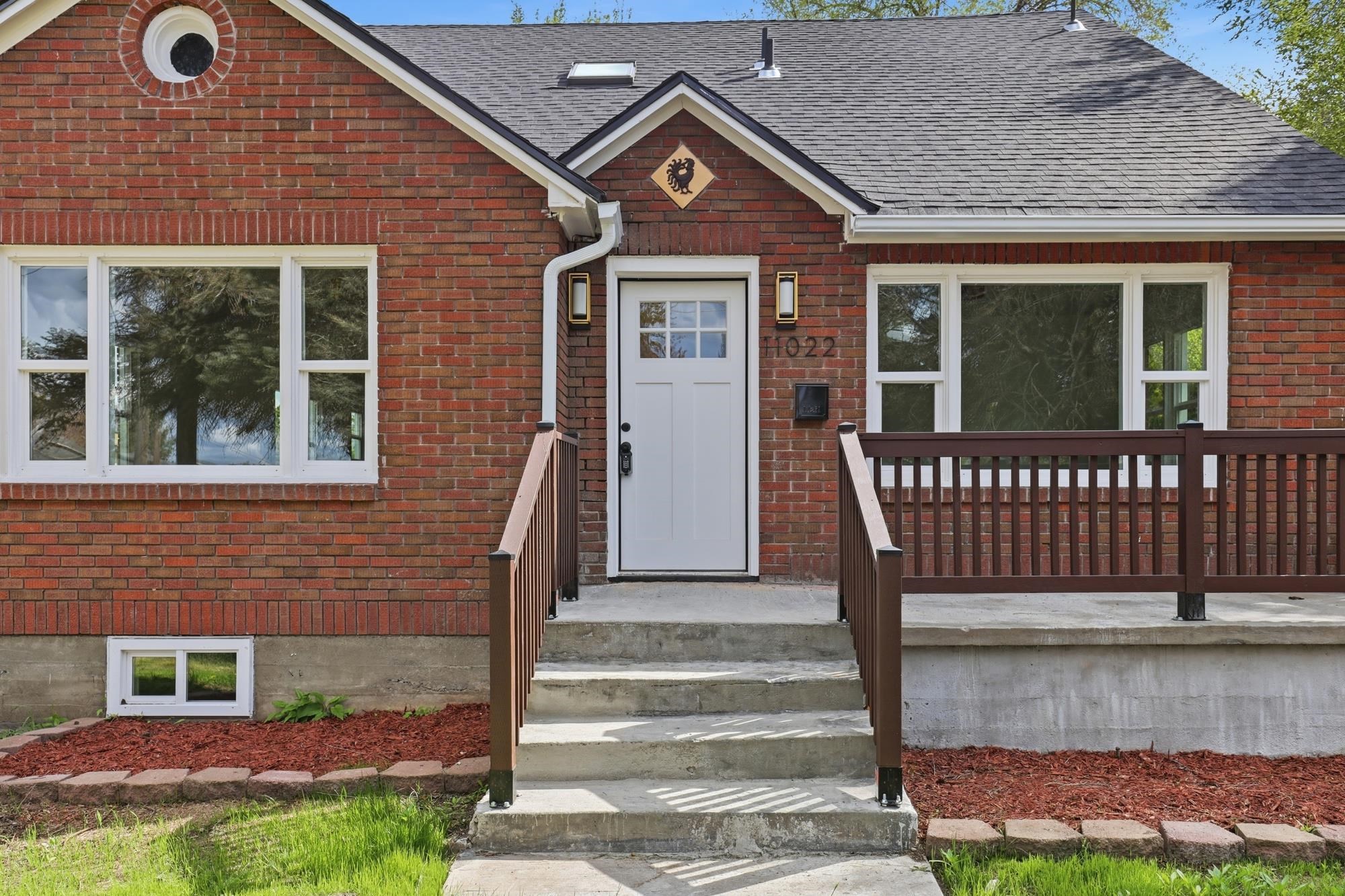 11022 E 4TH Ave - Photo 2