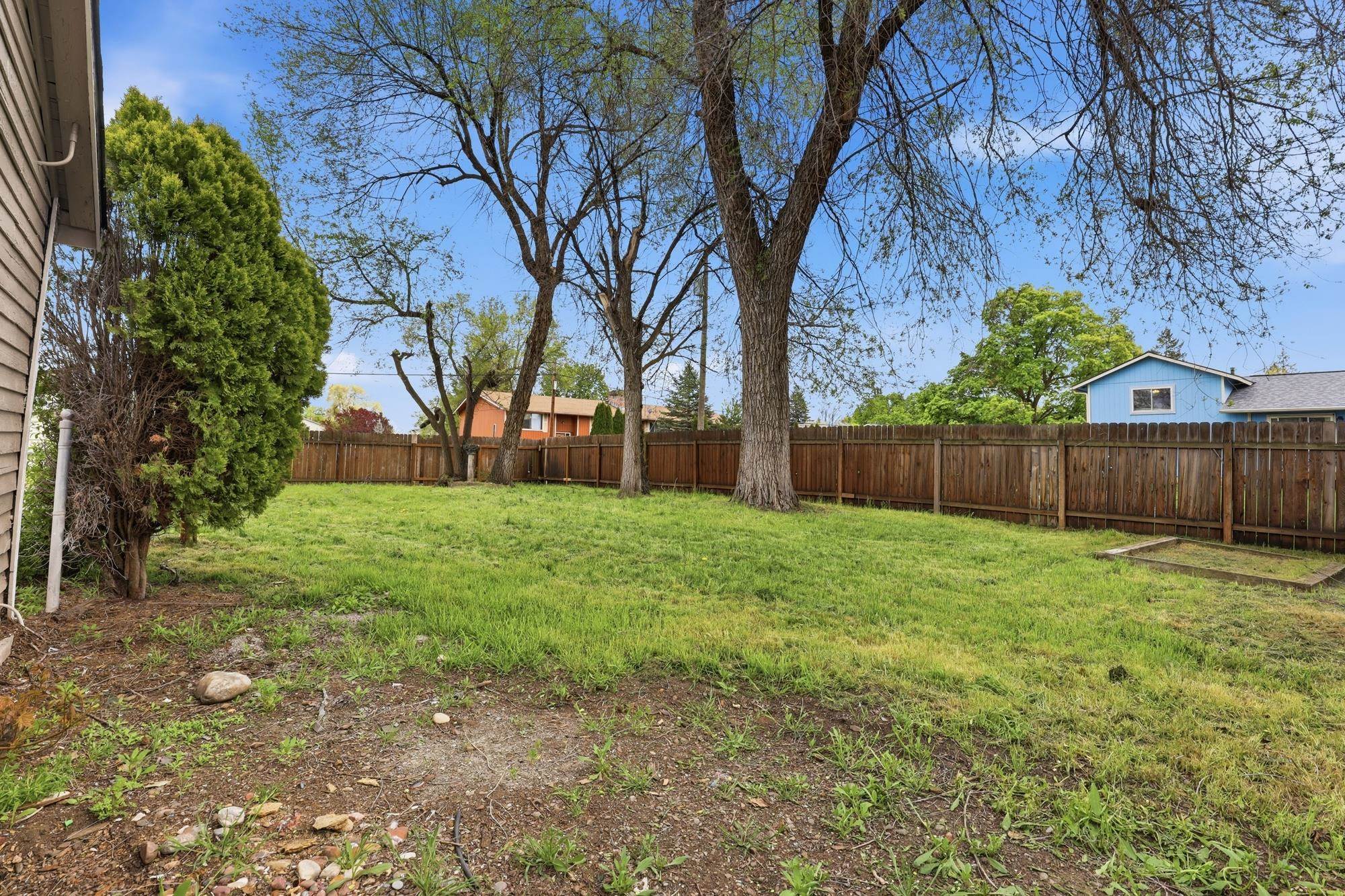 11022 E 4TH Ave - Photo 36