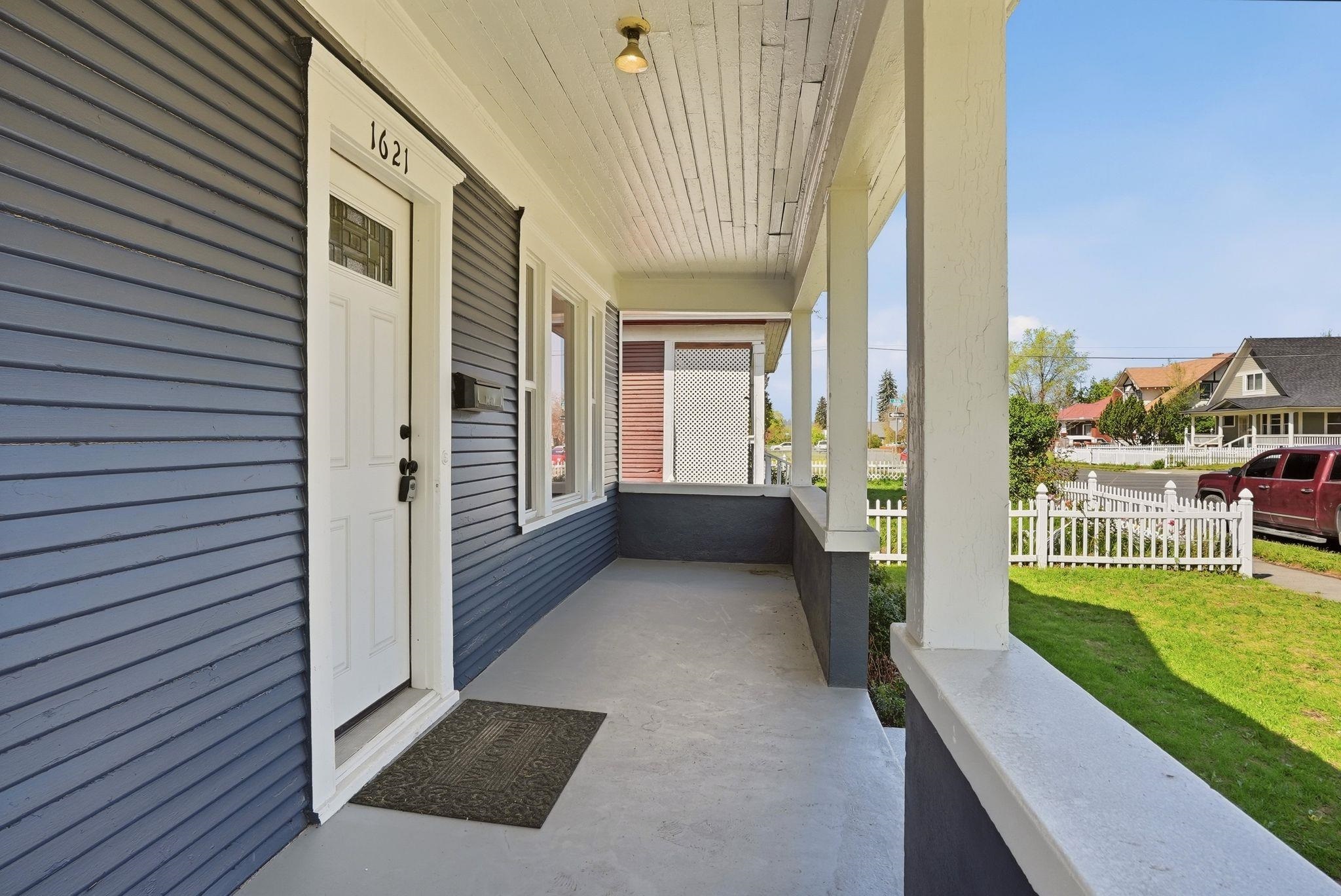 1621 W Knox Ave - Photo 3