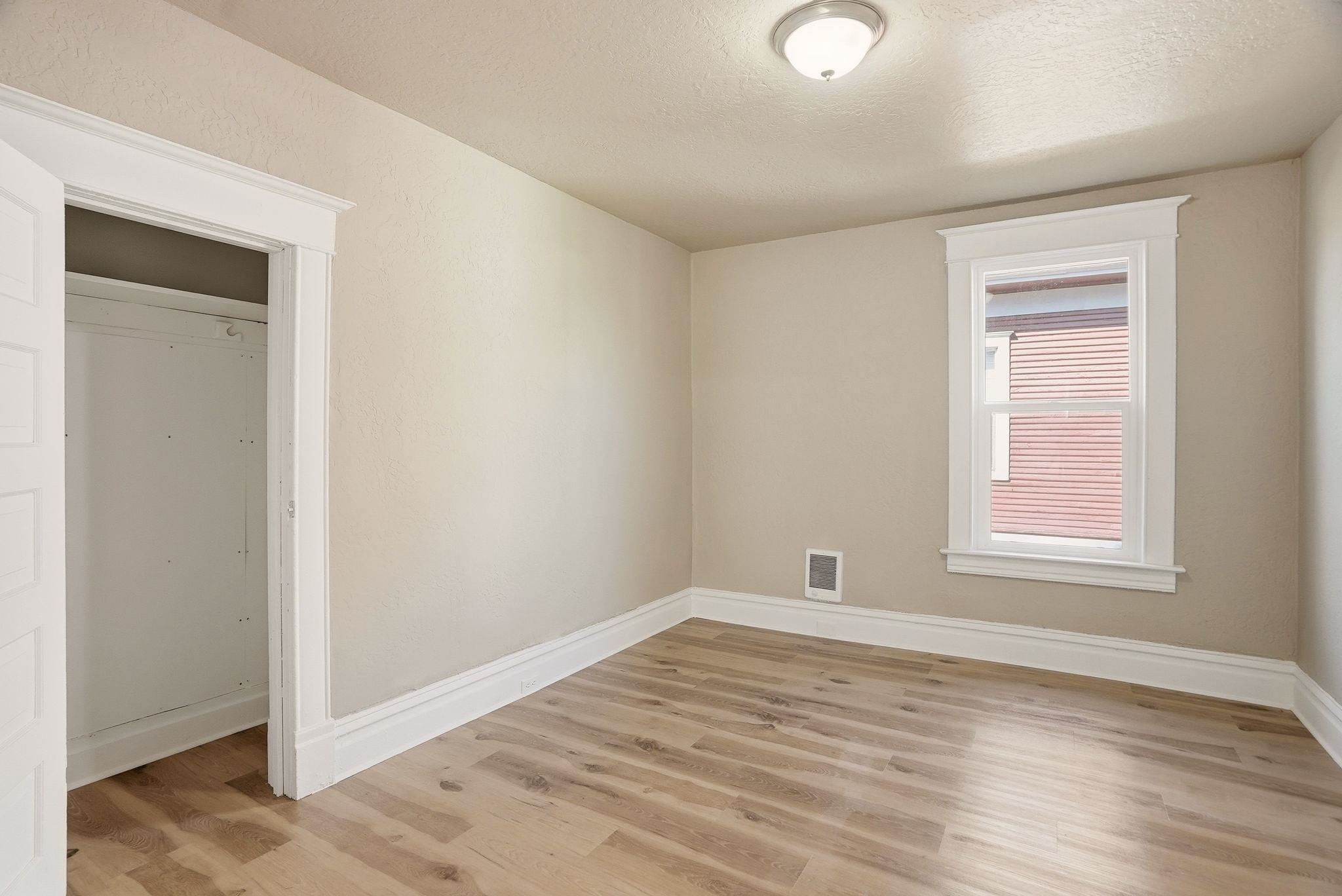 1621 W Knox Ave - Photo 15