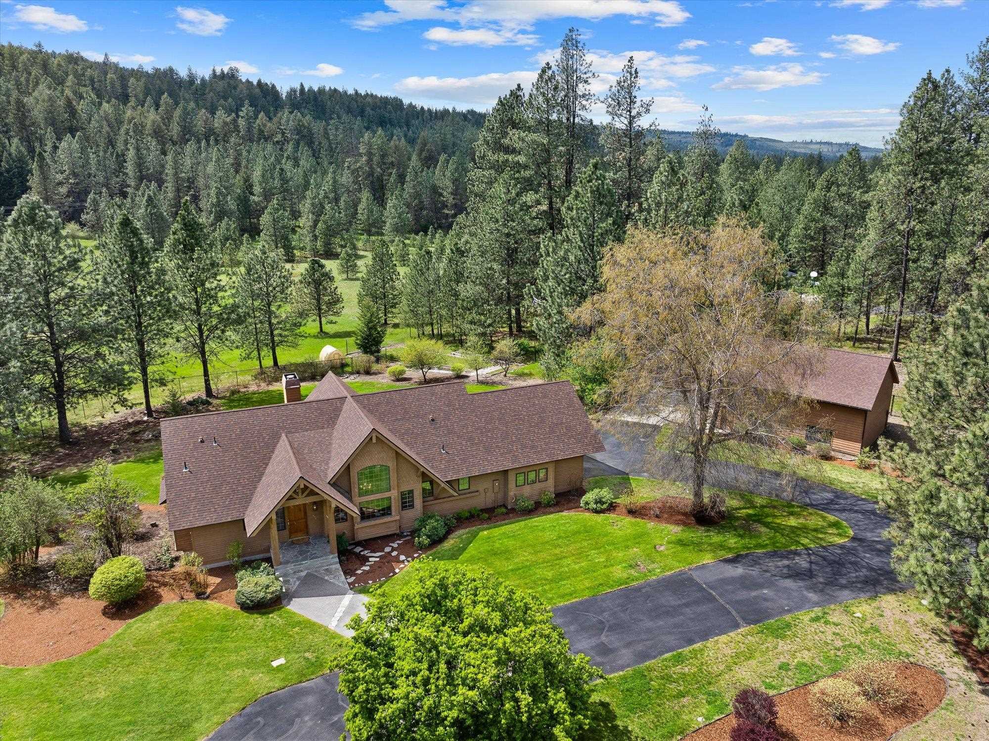 13609 W Charles Rd - Photo 1