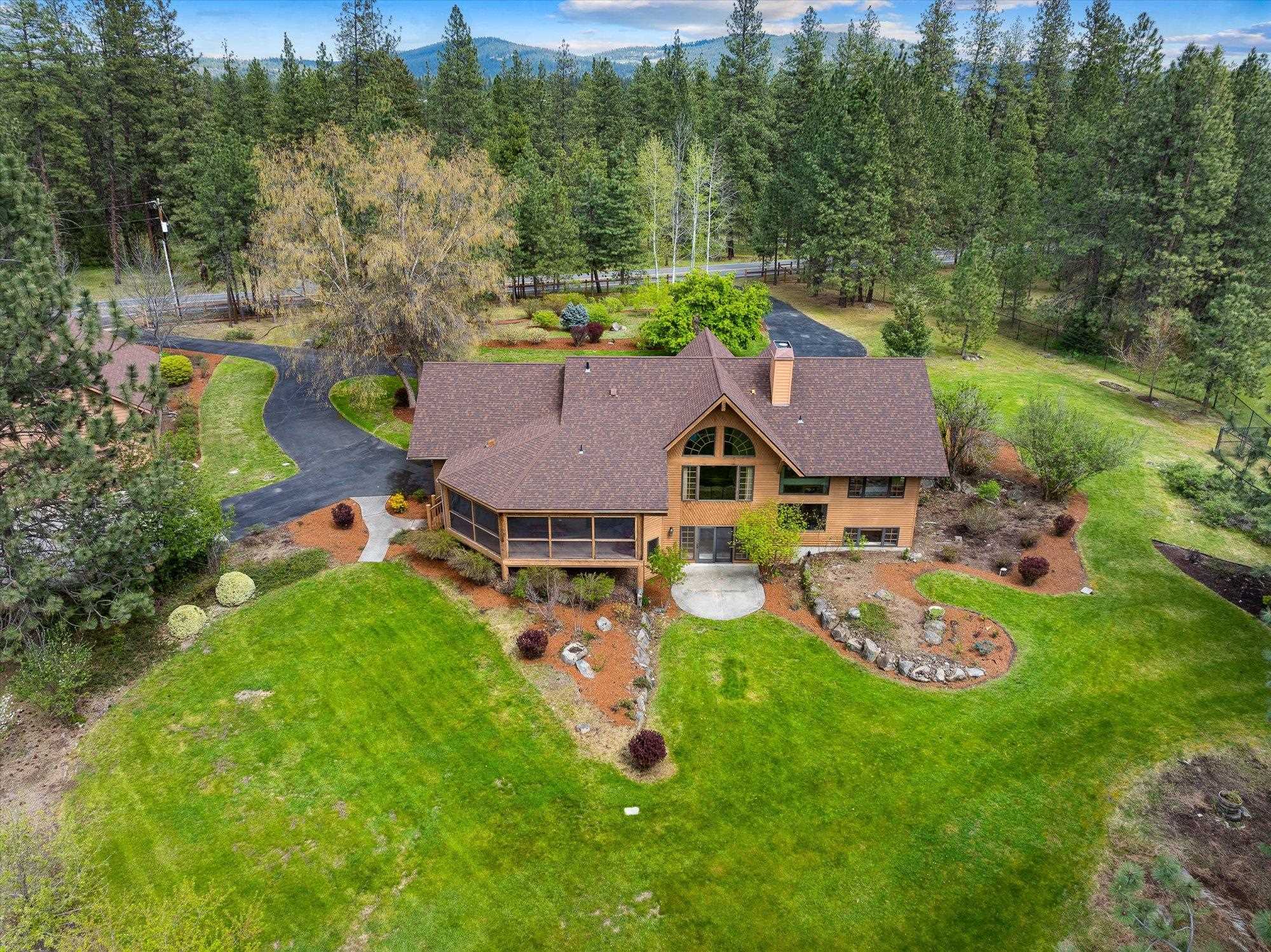 13609 W Charles Rd - Photo 2
