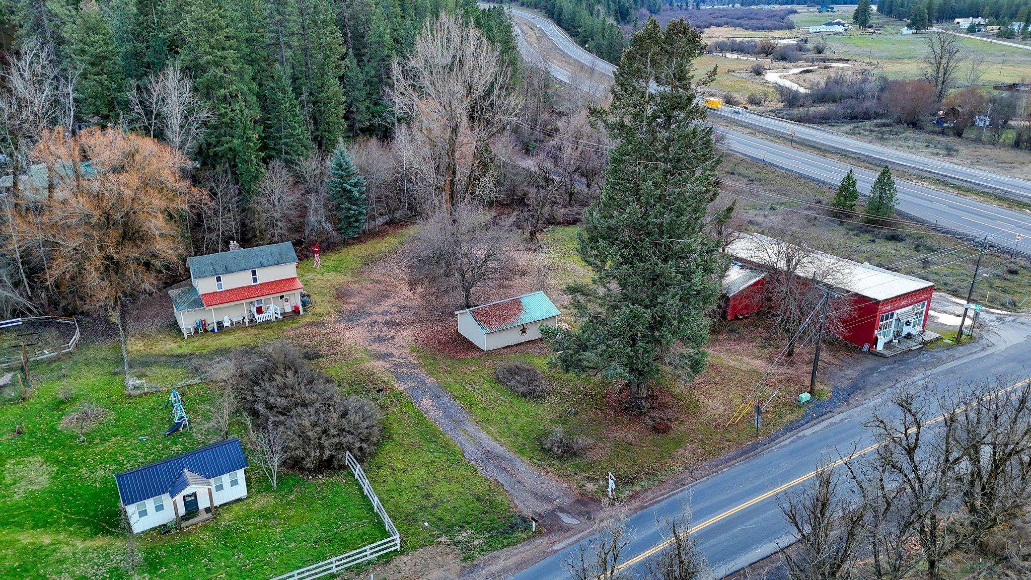 3926 E Chattaroy Rd - Photo 10