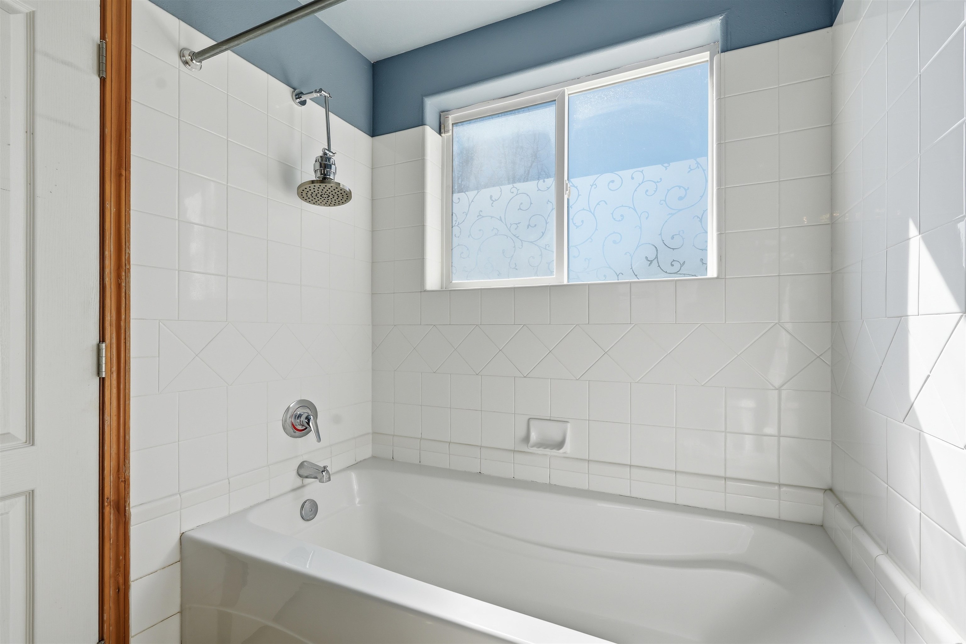 1204 E 6th St - Photo 22