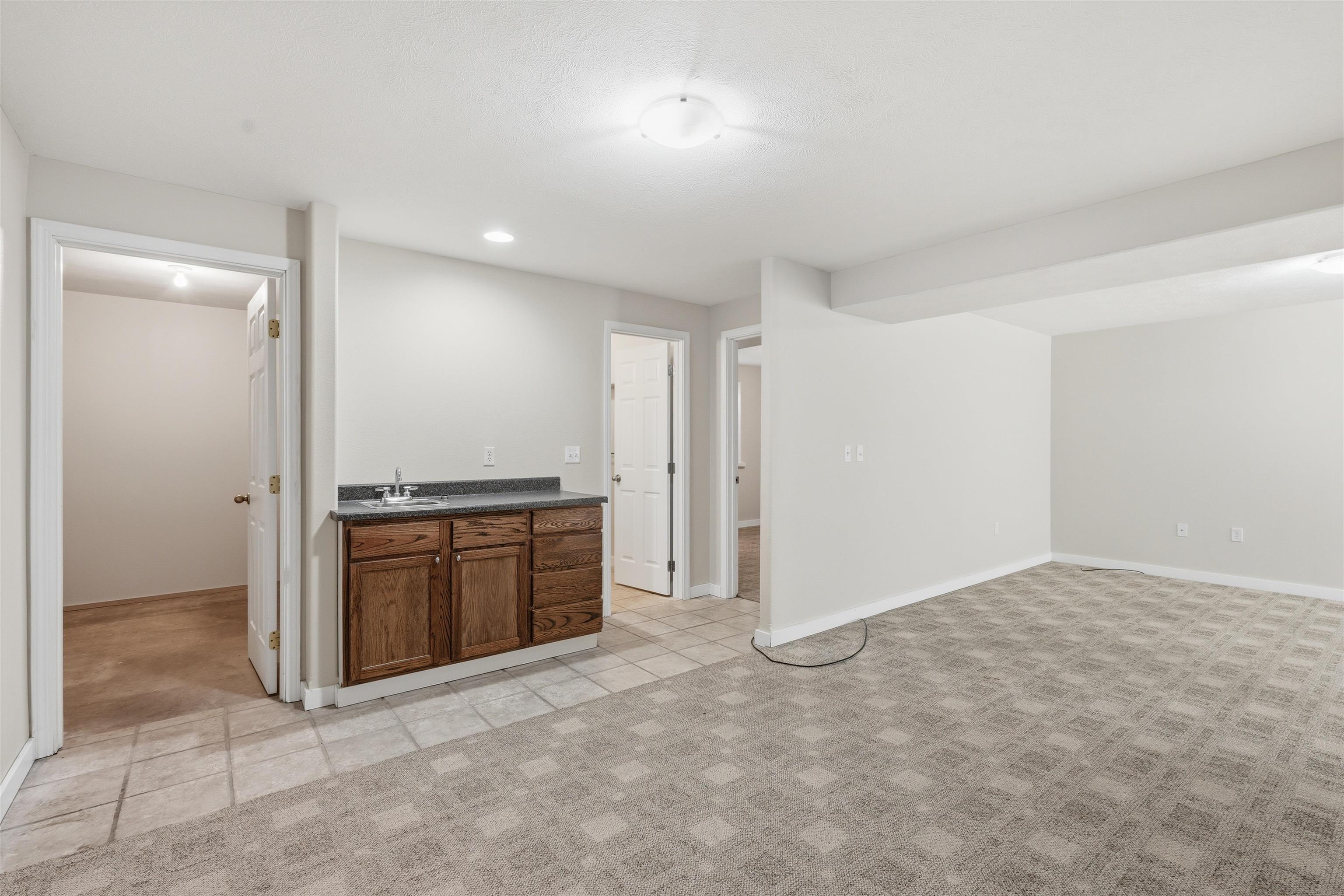 1204 E 6th St - Photo 28