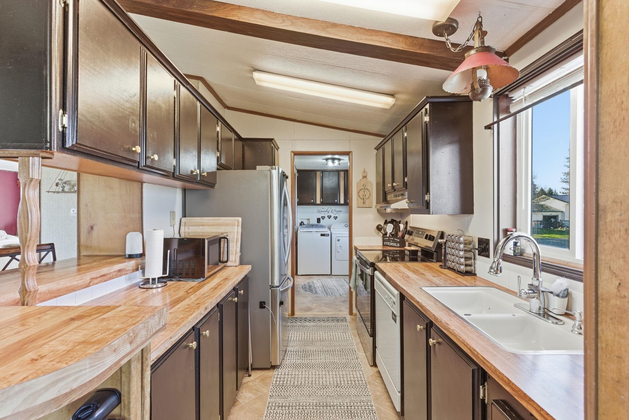 807 E Ladd St - Photo 13