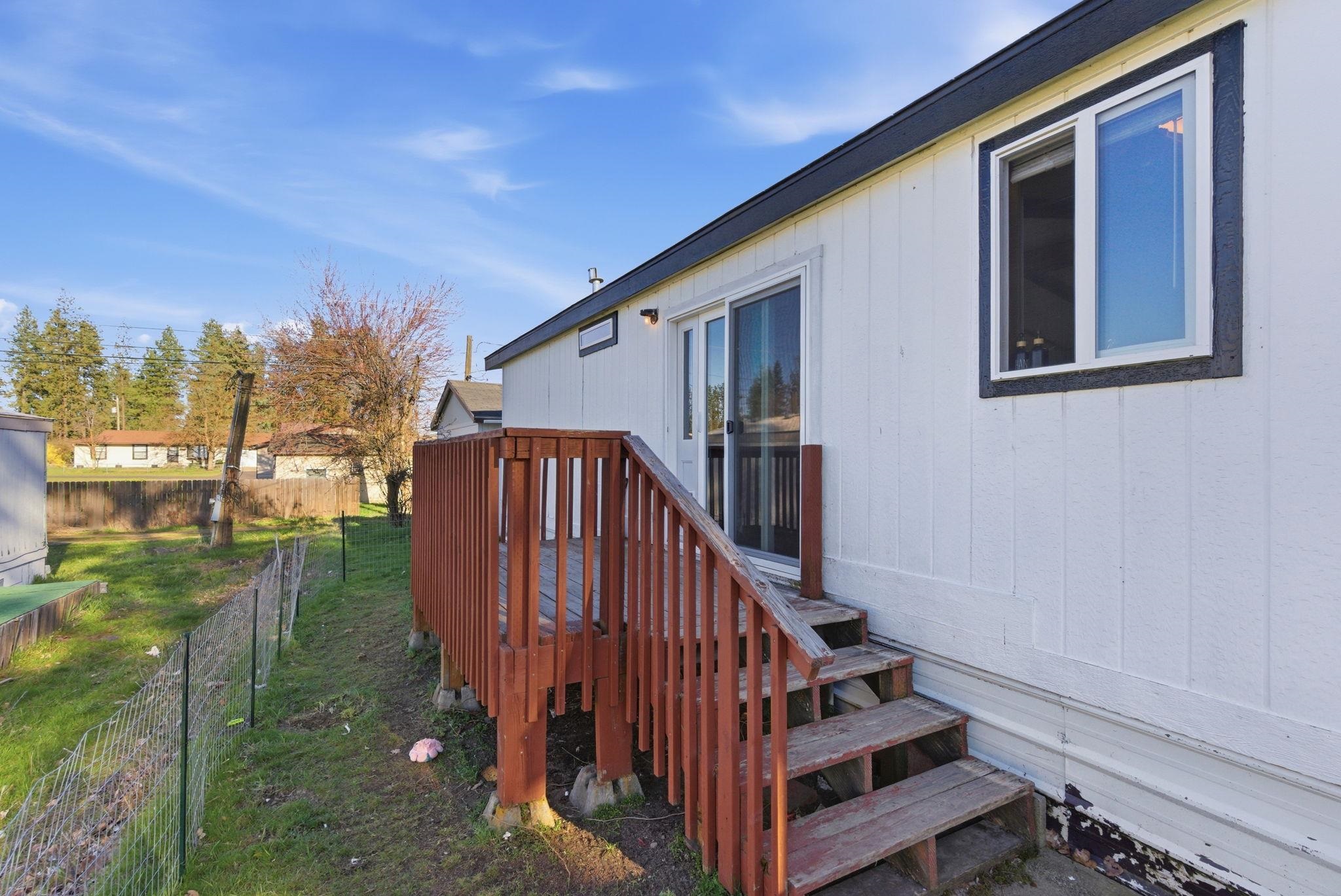 807 E Ladd St - Photo 29