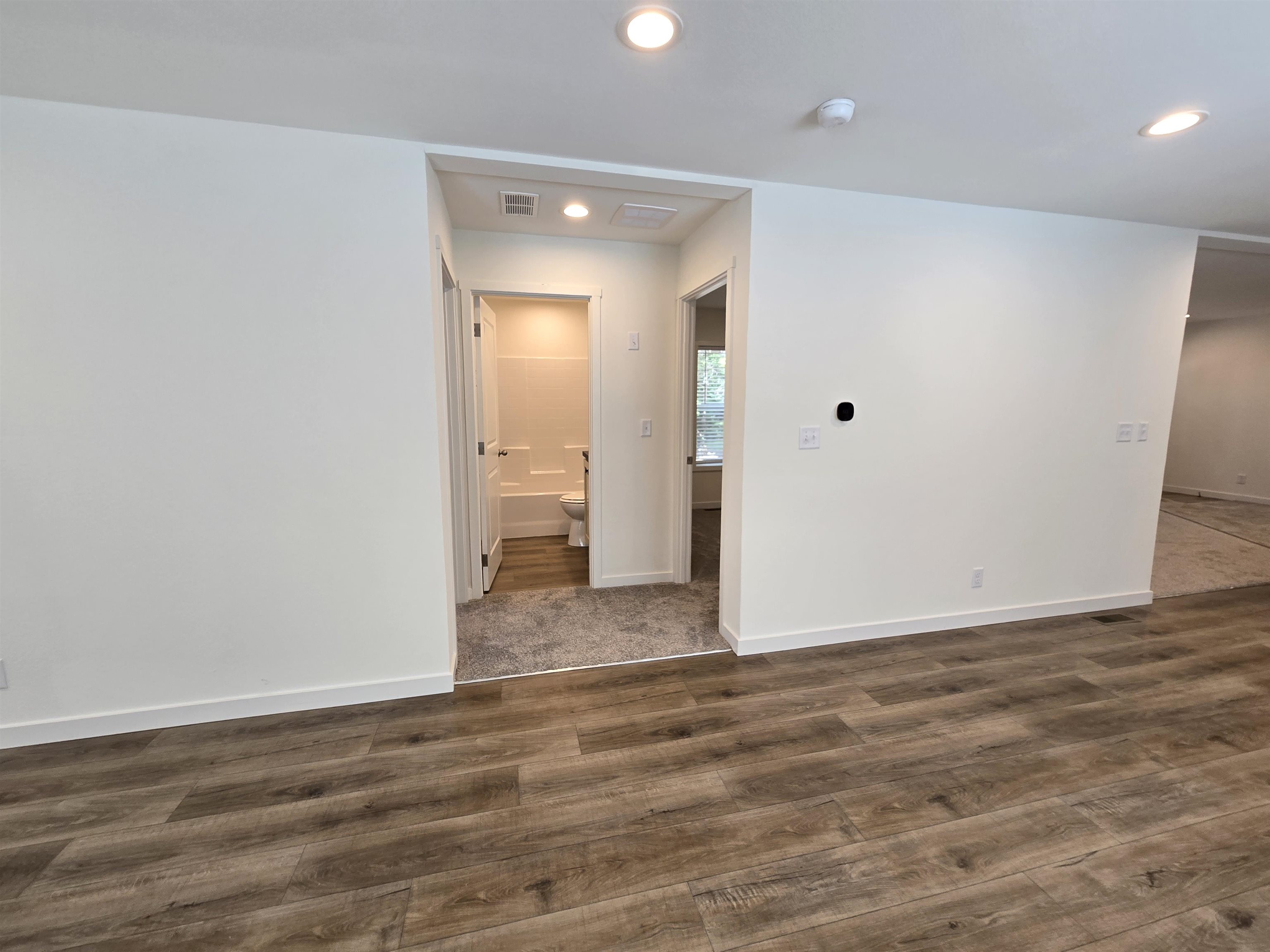 187 W 8th St - Photo 26
