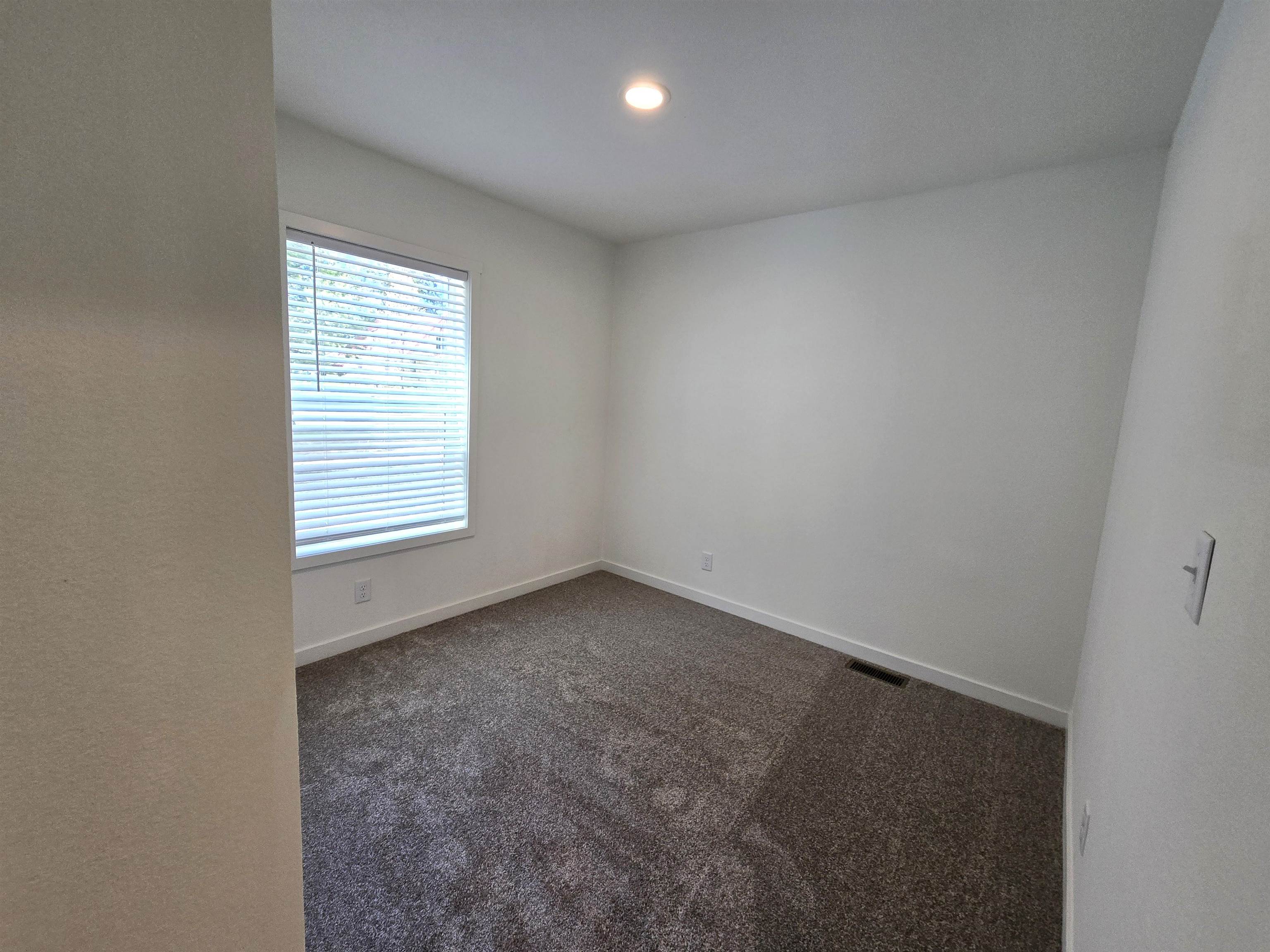 187 W 8th St - Photo 31